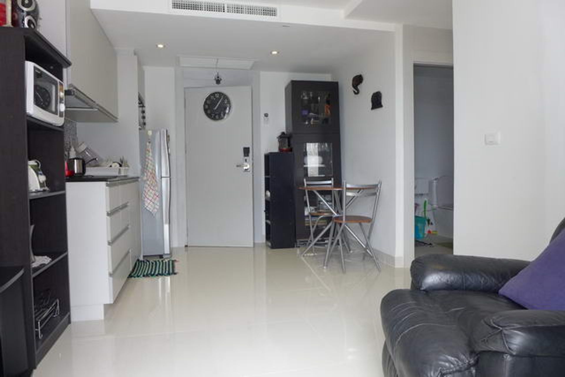 Condominio nel Divieto Phatthaya Tai, Chon Buri 10105271