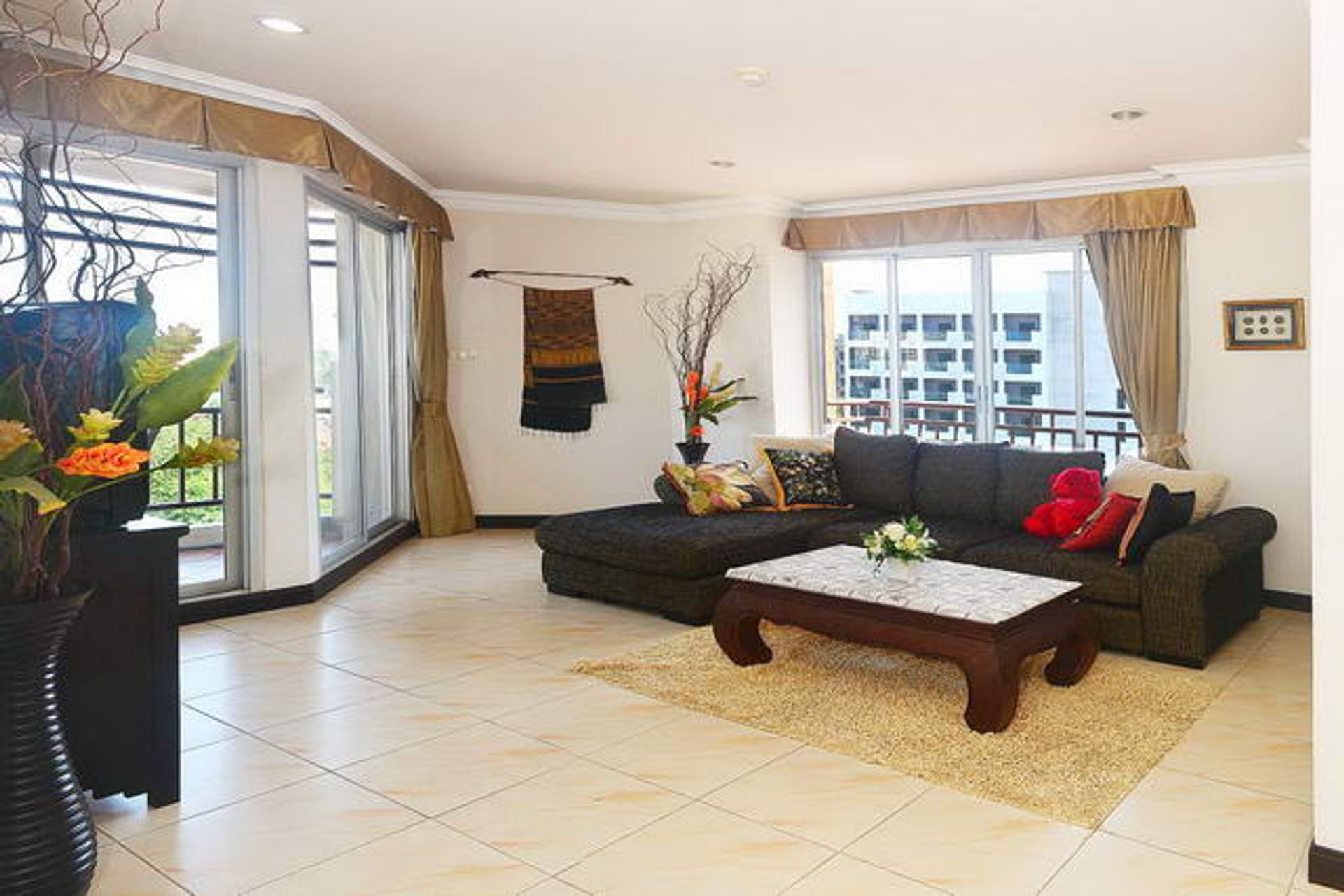 Condominium in Ban Khao Noi, Chonburi 10105276