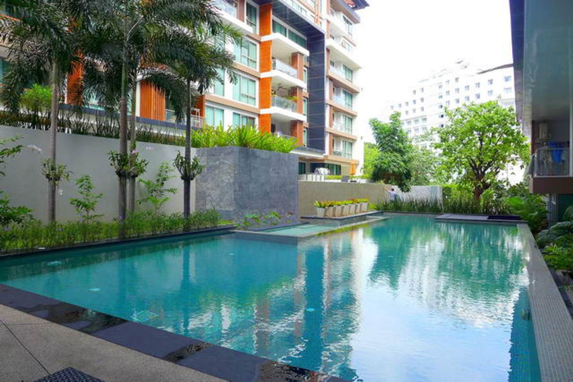 Condominio nel Divieto Phatthaya Tai, Chon Buri 10105278