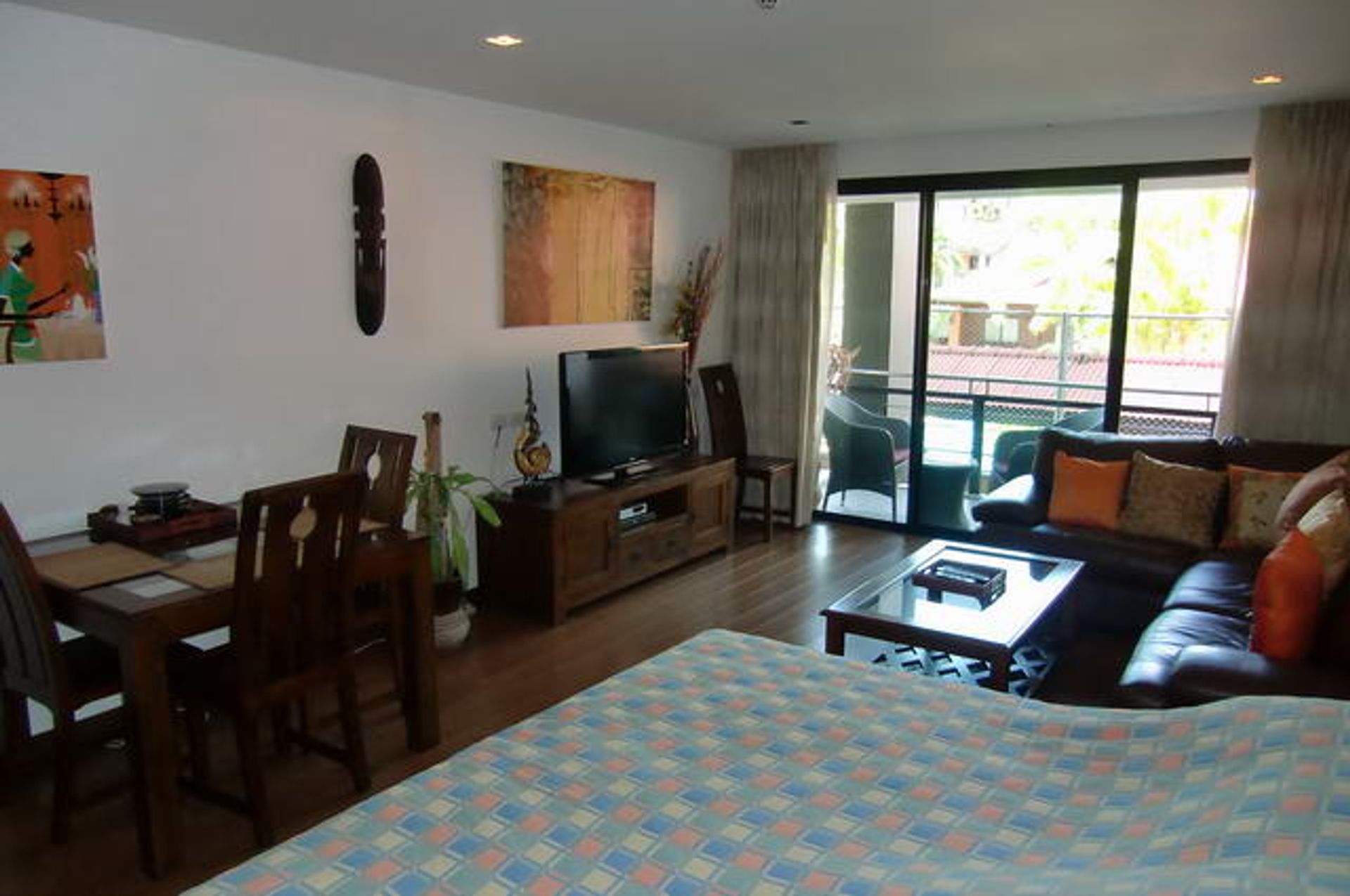 Condominio nel Divieto Phatthaya Tai, Chon Buri 10105279