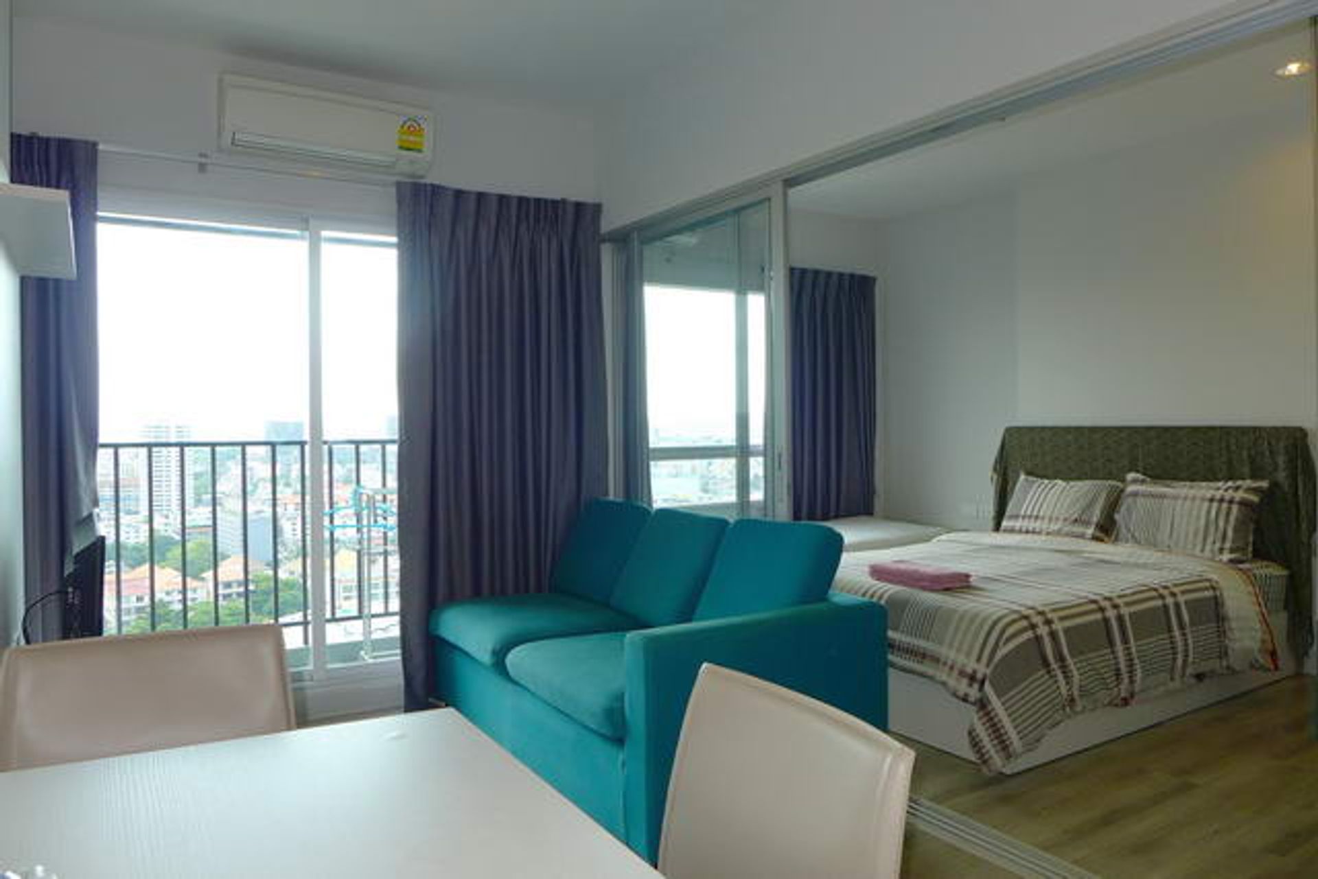 Condominium in Phatthaya, Chon Buri 10105281