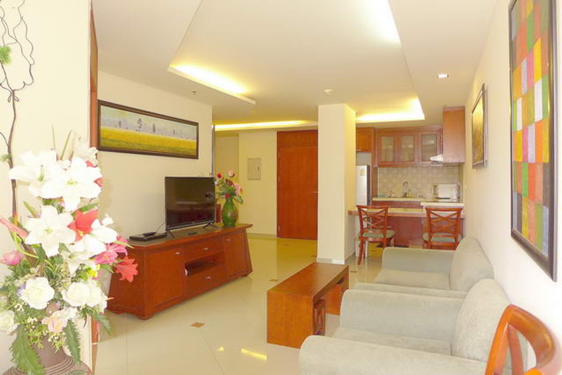 Condominio nel Divieto Phatthaya Tai, Chon Buri 10105289