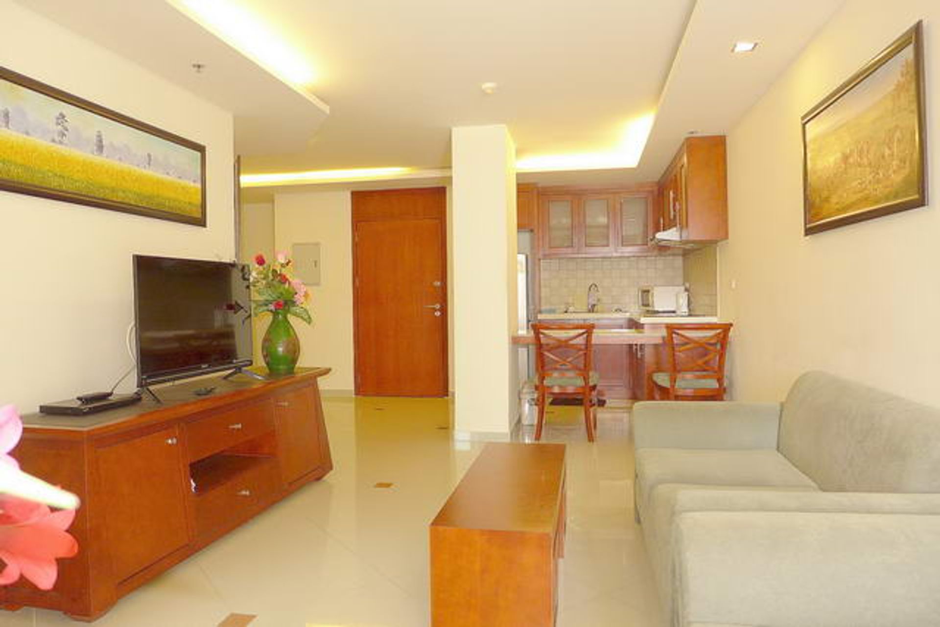 Condominio nel Divieto Phatthaya Tai, Chon Buri 10105289