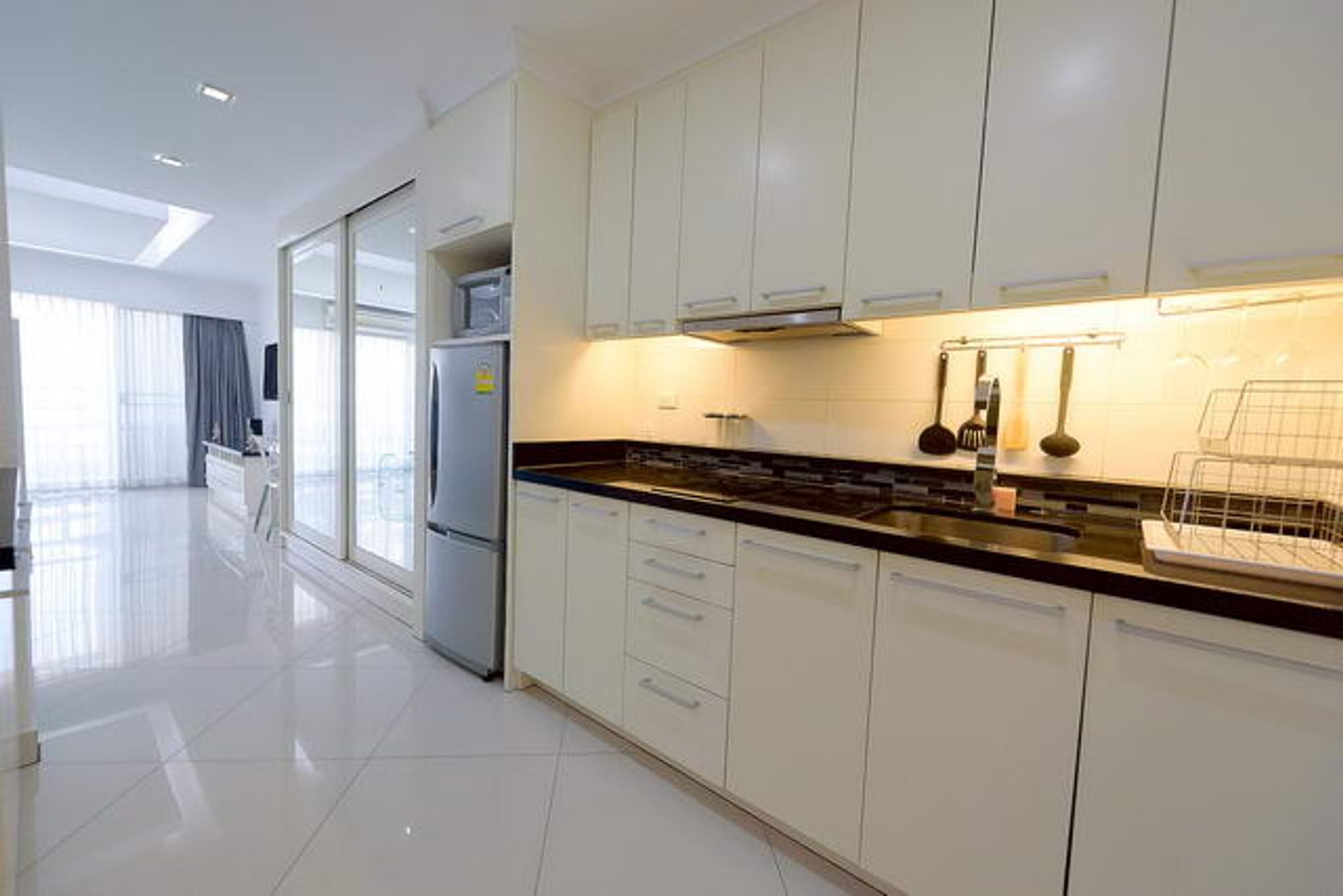 Condominio nel Divieto Phatthaya Tai, Chon Buri 10105297