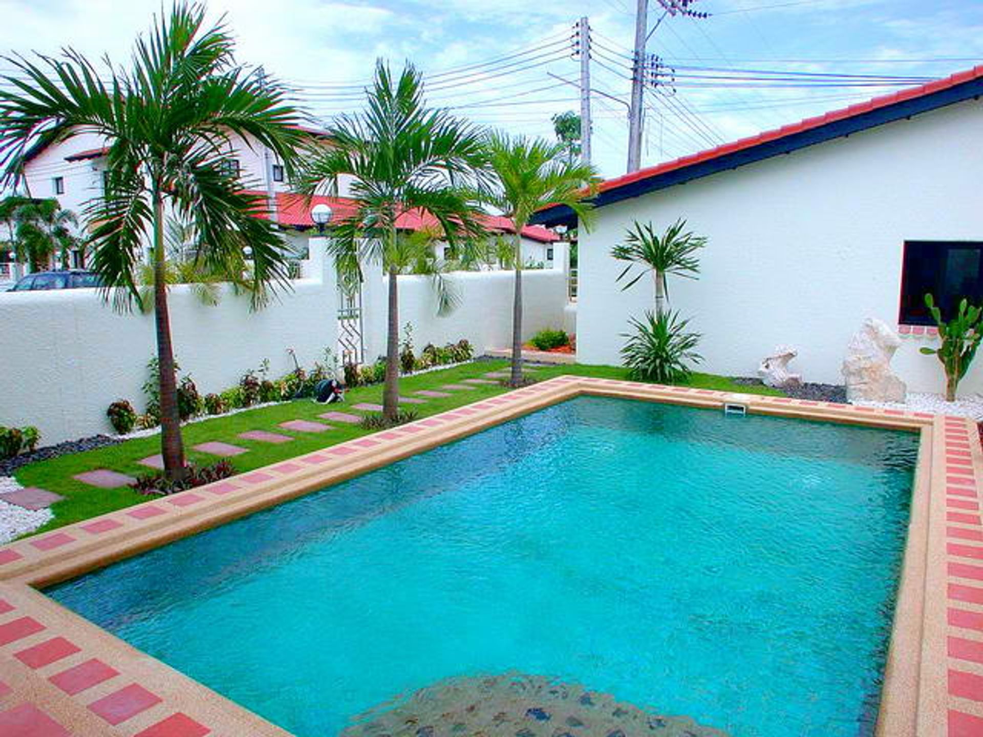 House in Ban Laem Mai Ruak, Chon Buri 10105302