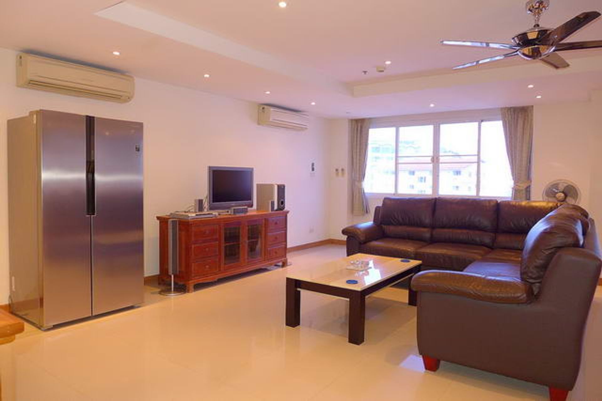 Condominio en Ban Khao Noi, Chon Buri 10105303