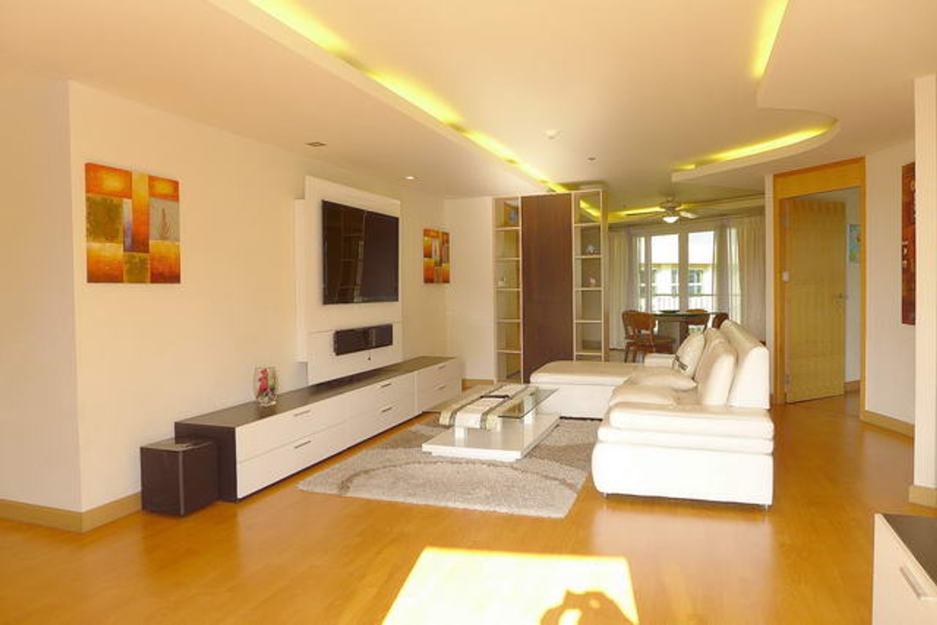 Condominium in Ban Phatthaya Tai, Chonburi 10105313