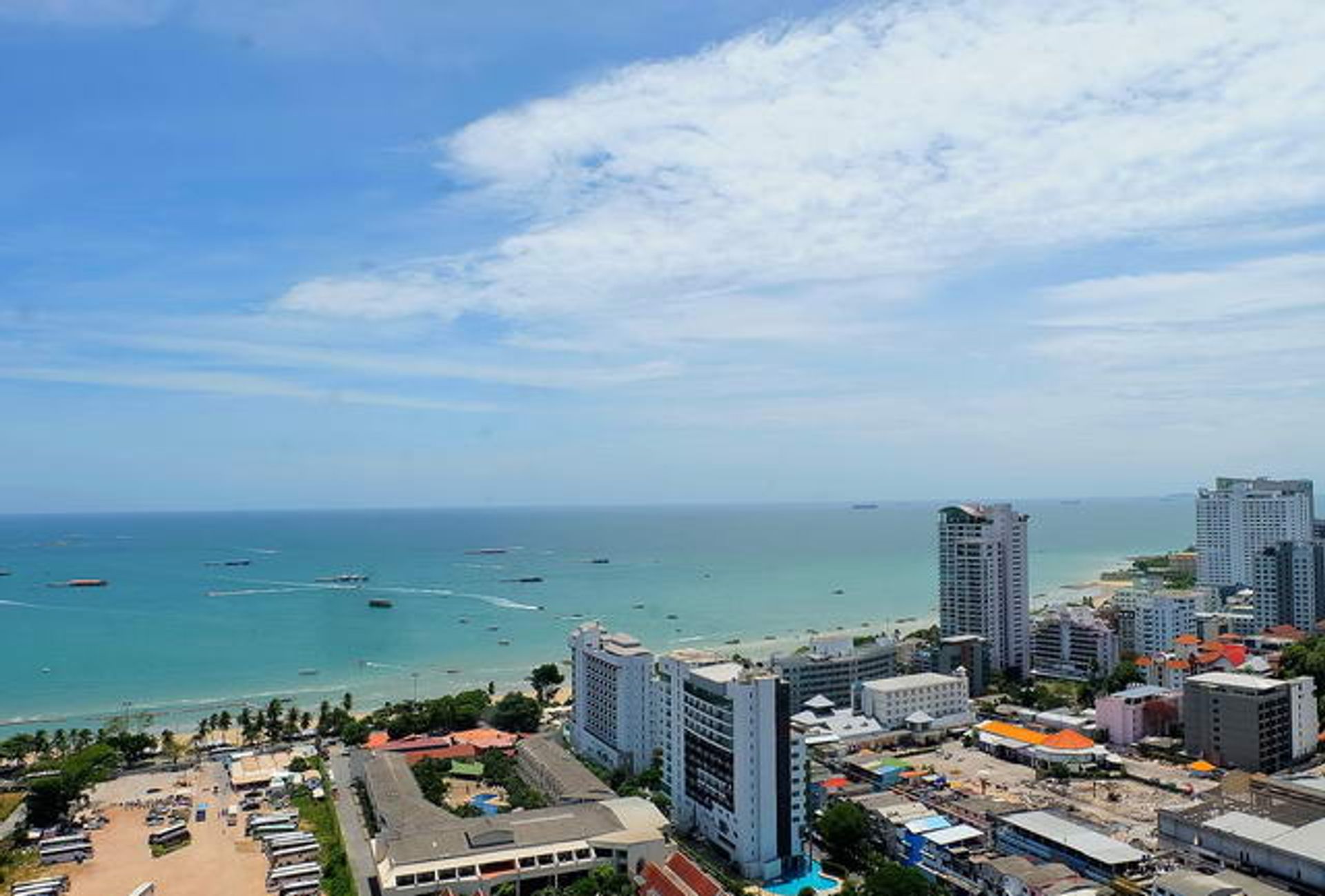 Кондоминиум в Pattaya, Chonburi 10105315