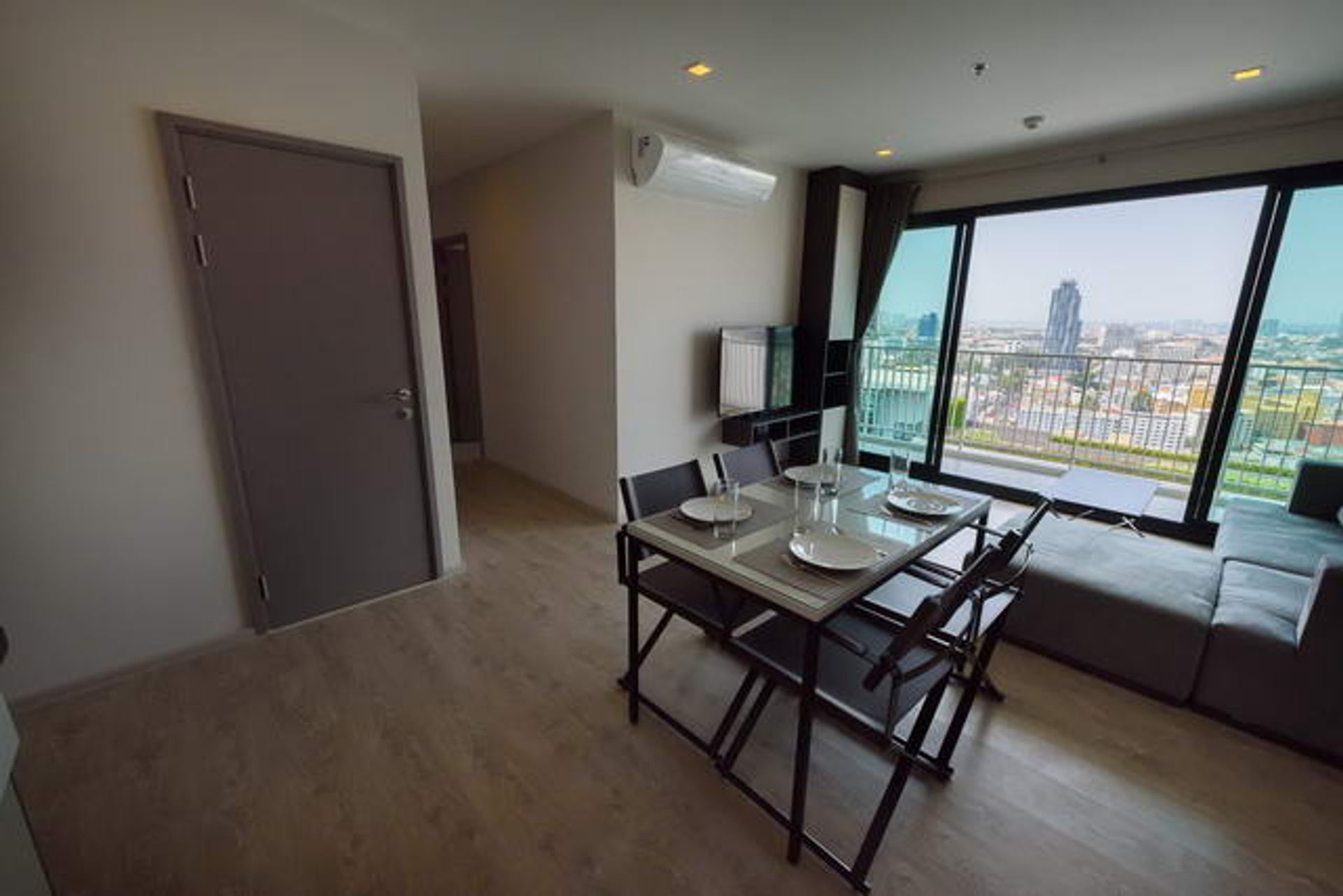 Condominio nel Divieto Phatthaya Tai, Chon Buri 10105330