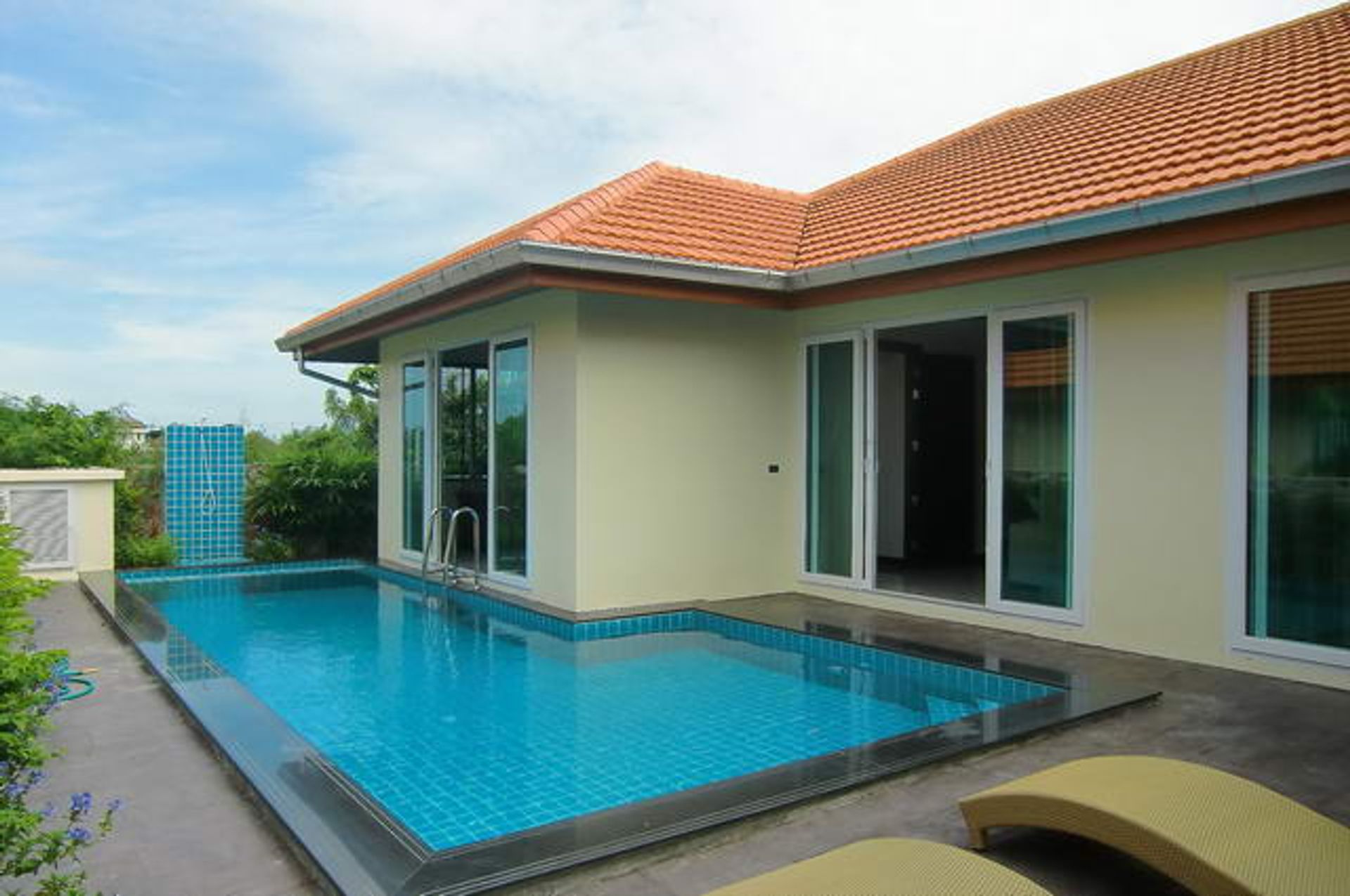 Casa nel Ban Laem Mai Ruak, Chon Buri 10105333