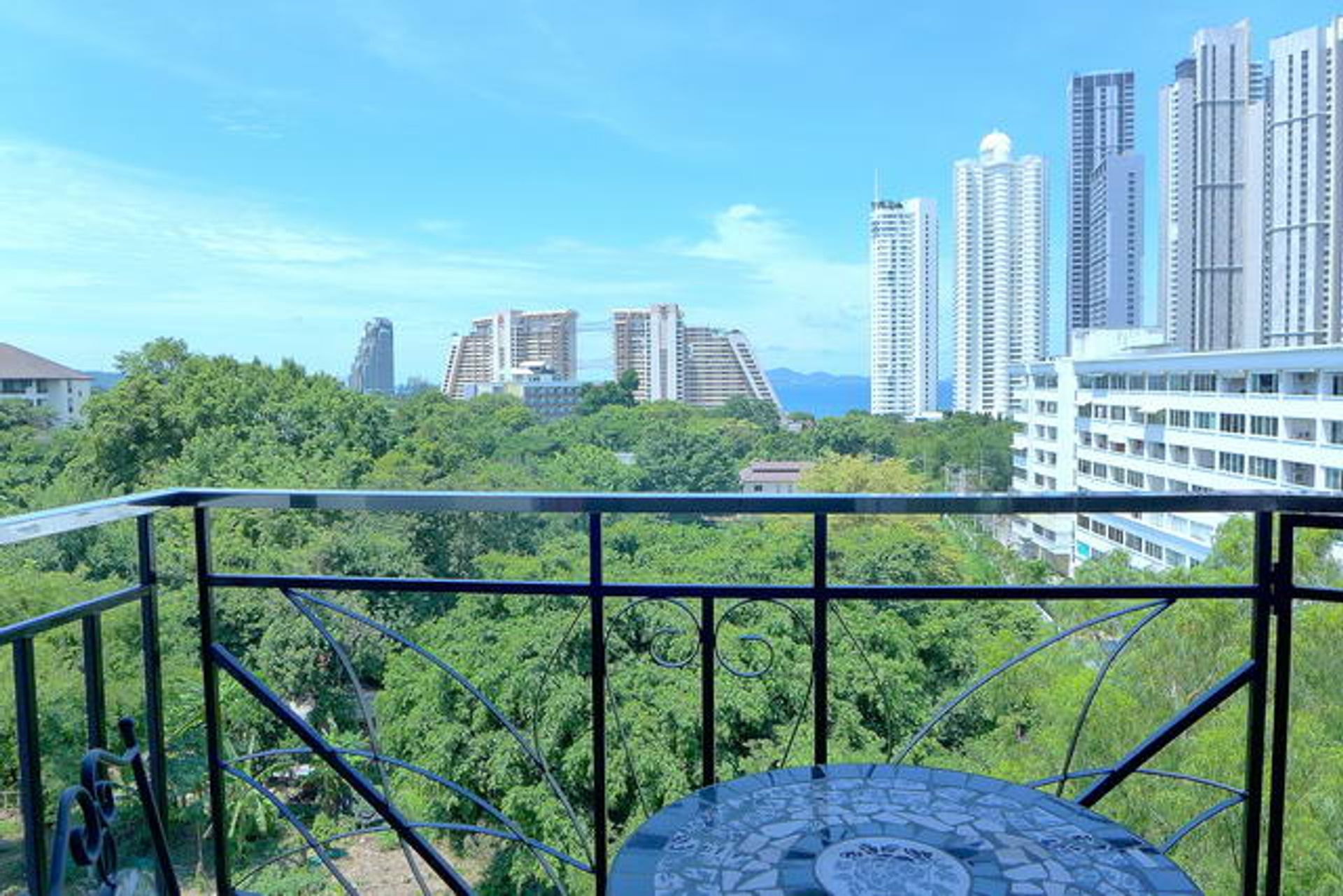 Condominium in Naklua, Chonburi 10105375