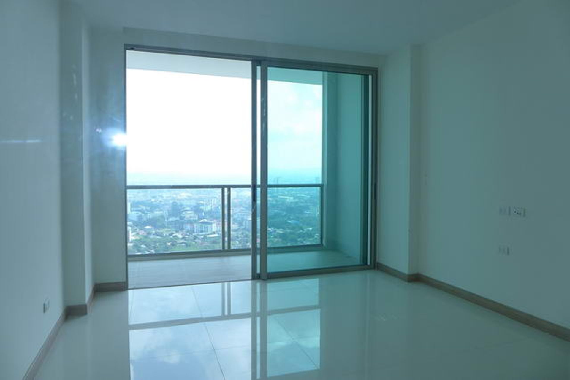 Condominium in Phatthaya, Chon Buri 10105381