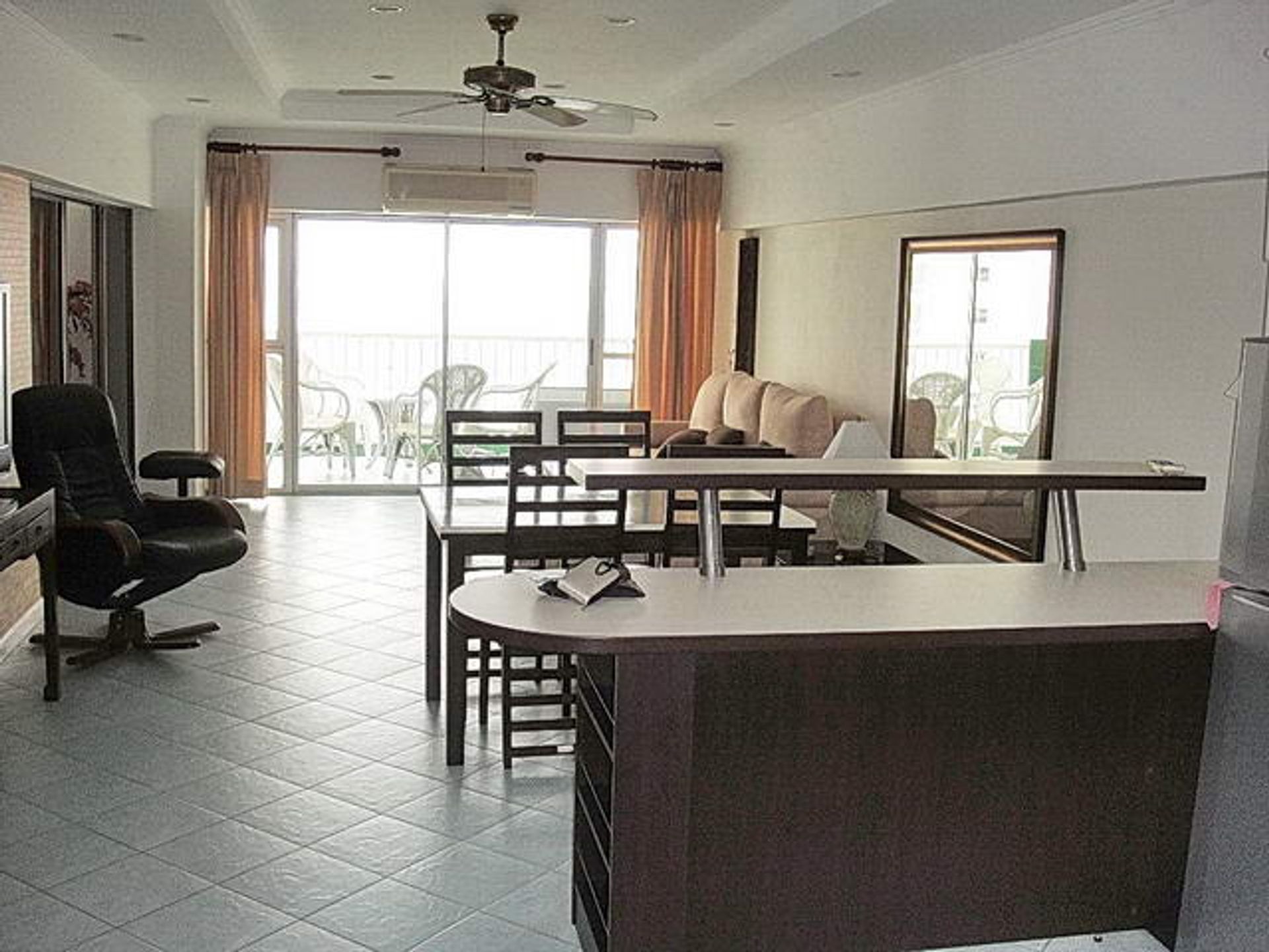 Condominio nel Phatthaya, Chon Buri 10105382