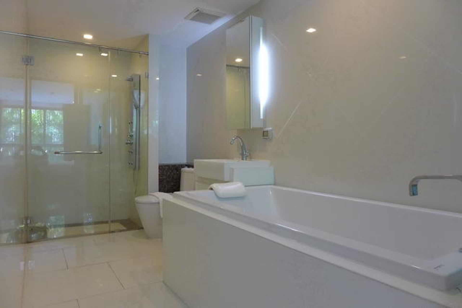 Condominio en Naklua, Chonburi 10105389