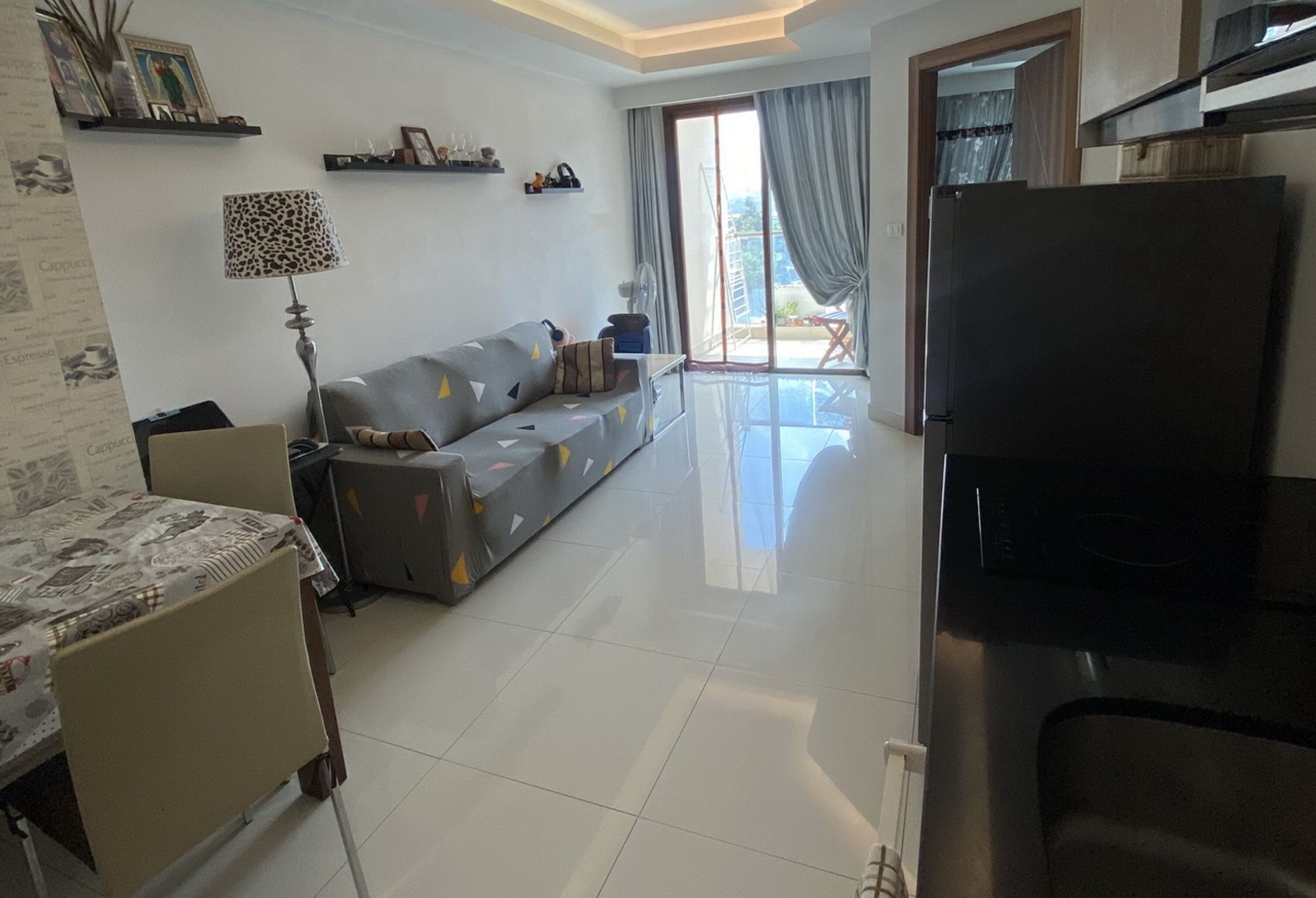 Condominium in Ban Laem Mai Ruak, Chonburi 10105445