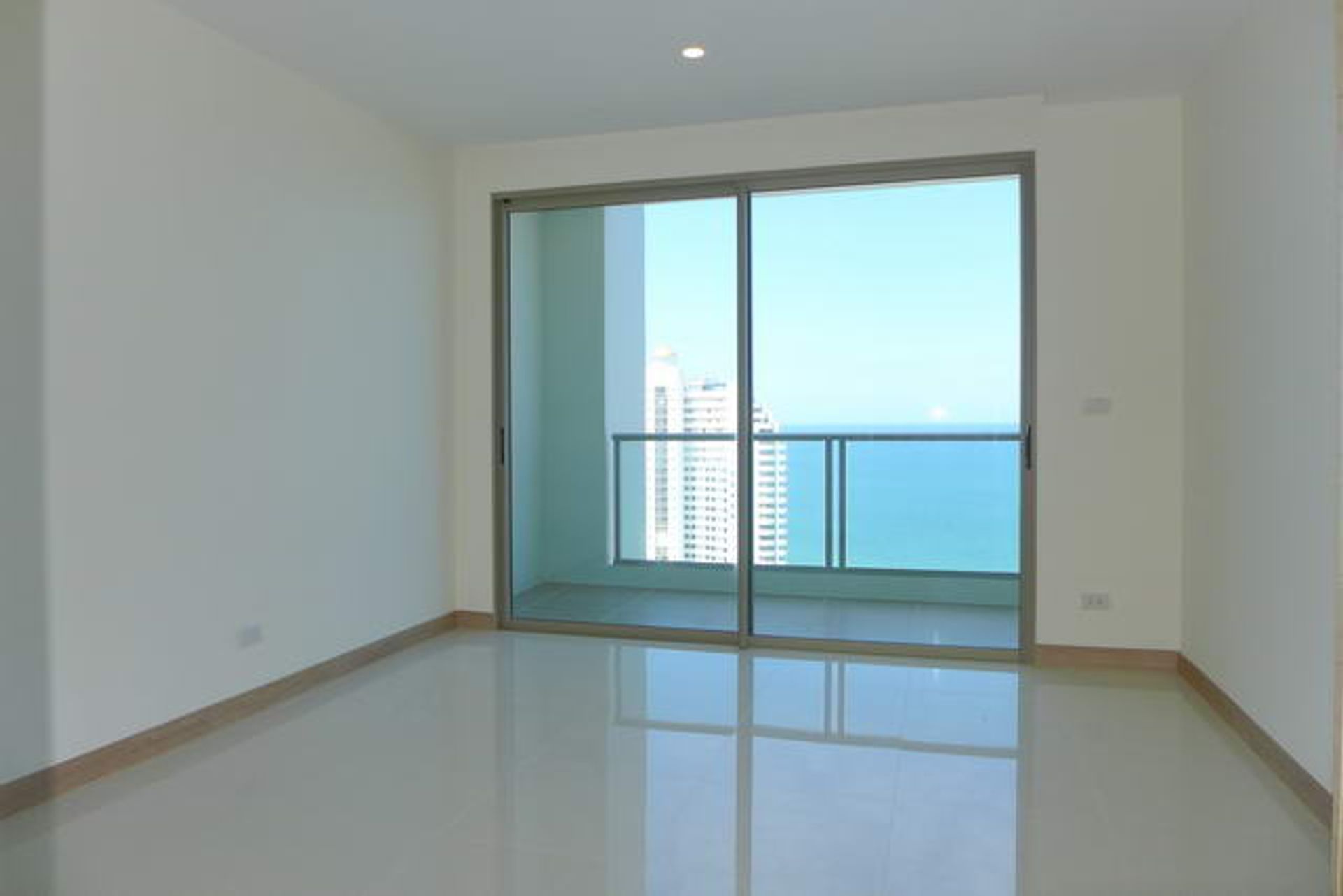 Condominium in Jomtien, Chonburi 10105459