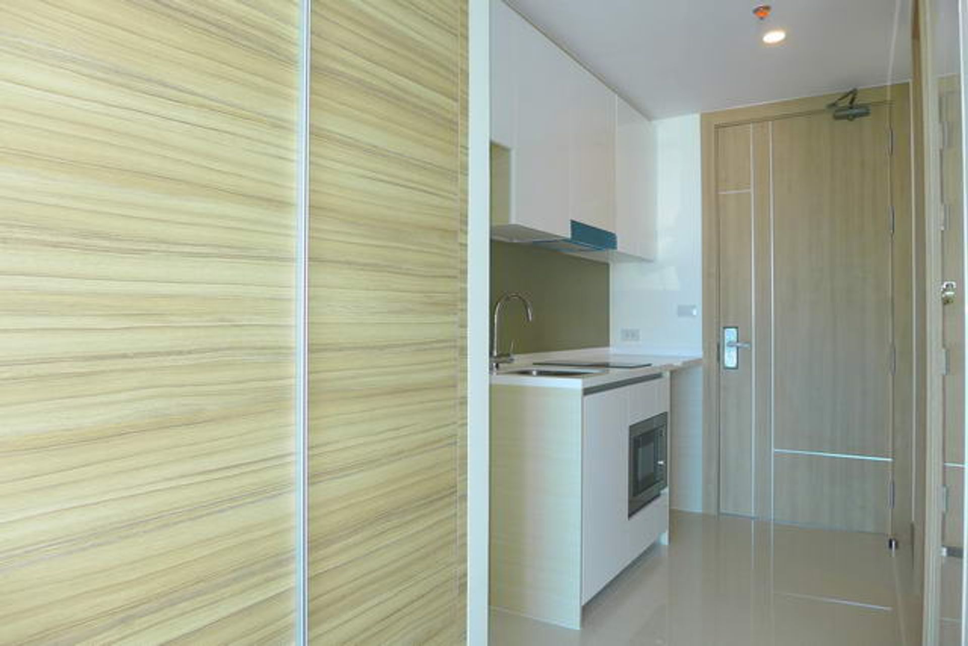 Condominio nel Ban Laem Mai Ruak, Chon Buri 10105459