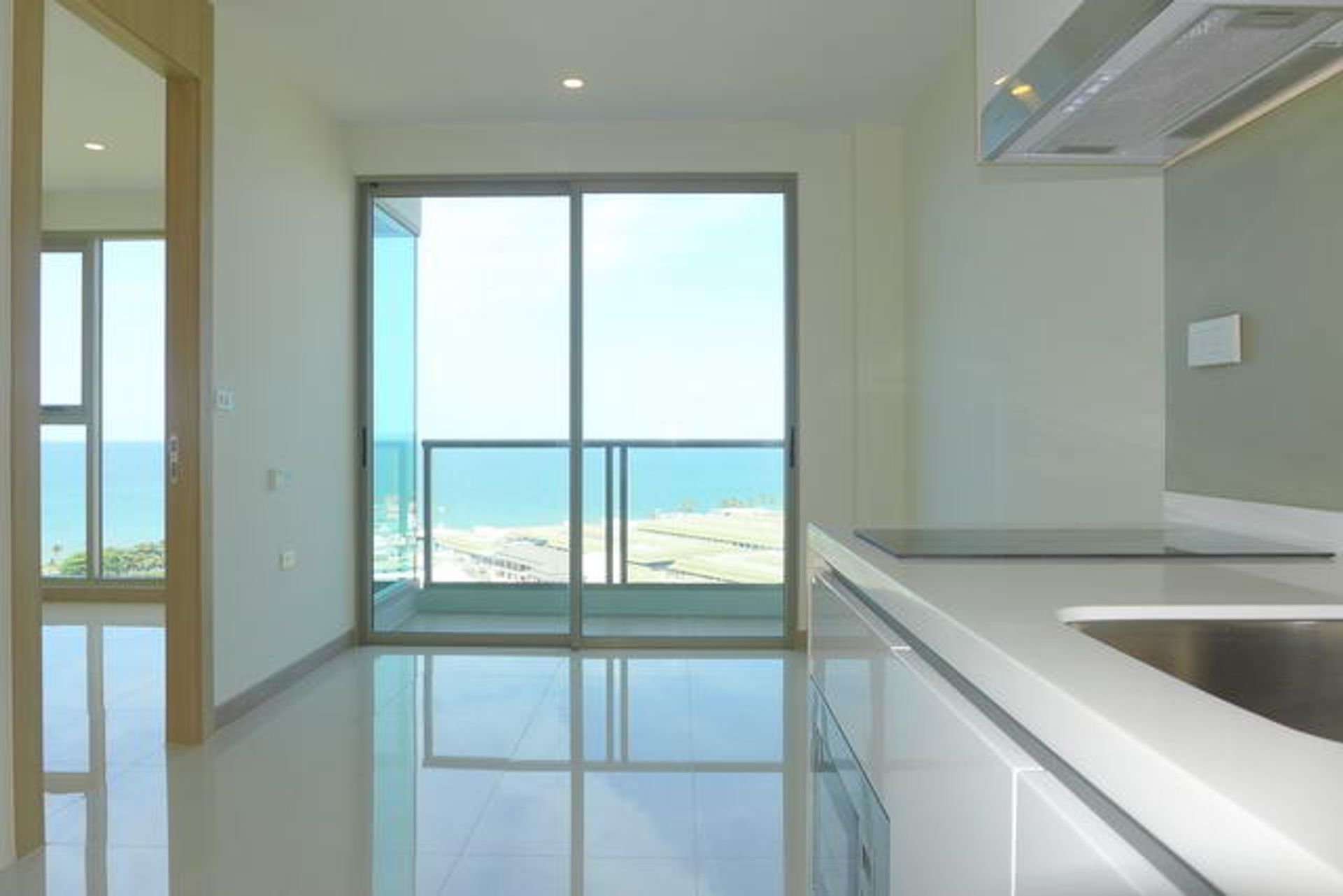 Condominium dans Jomtien, Chonburi 10105465