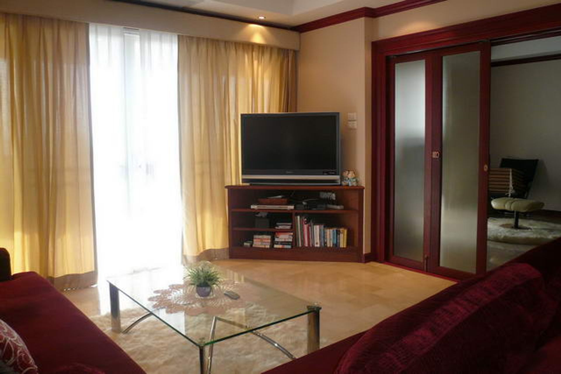 Condominium in Ban Laem Mai Ruak, Chon Buri 10105475