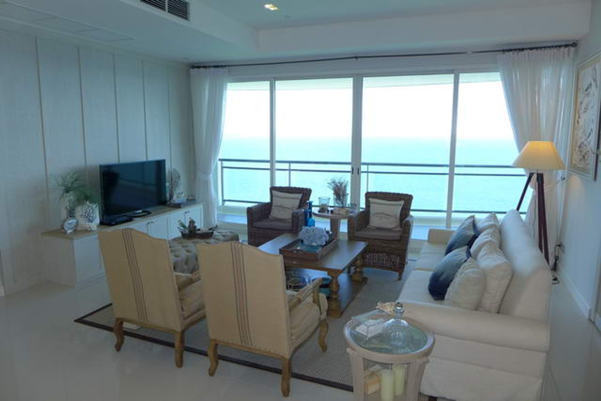 Condominio nel Ban Laem Mai Ruak, Chon Buri 10105516