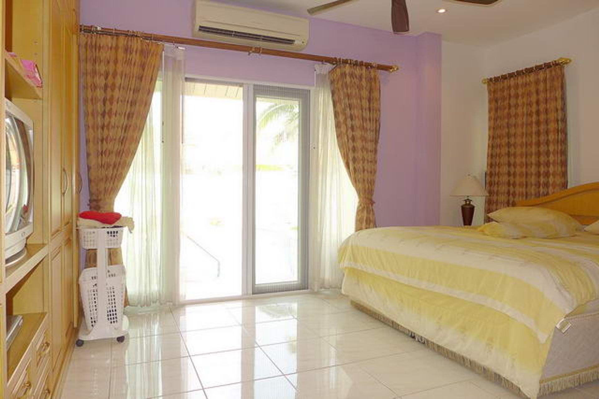 Casa nel Ban Laem Mai Ruak, Chon Buri 10105520