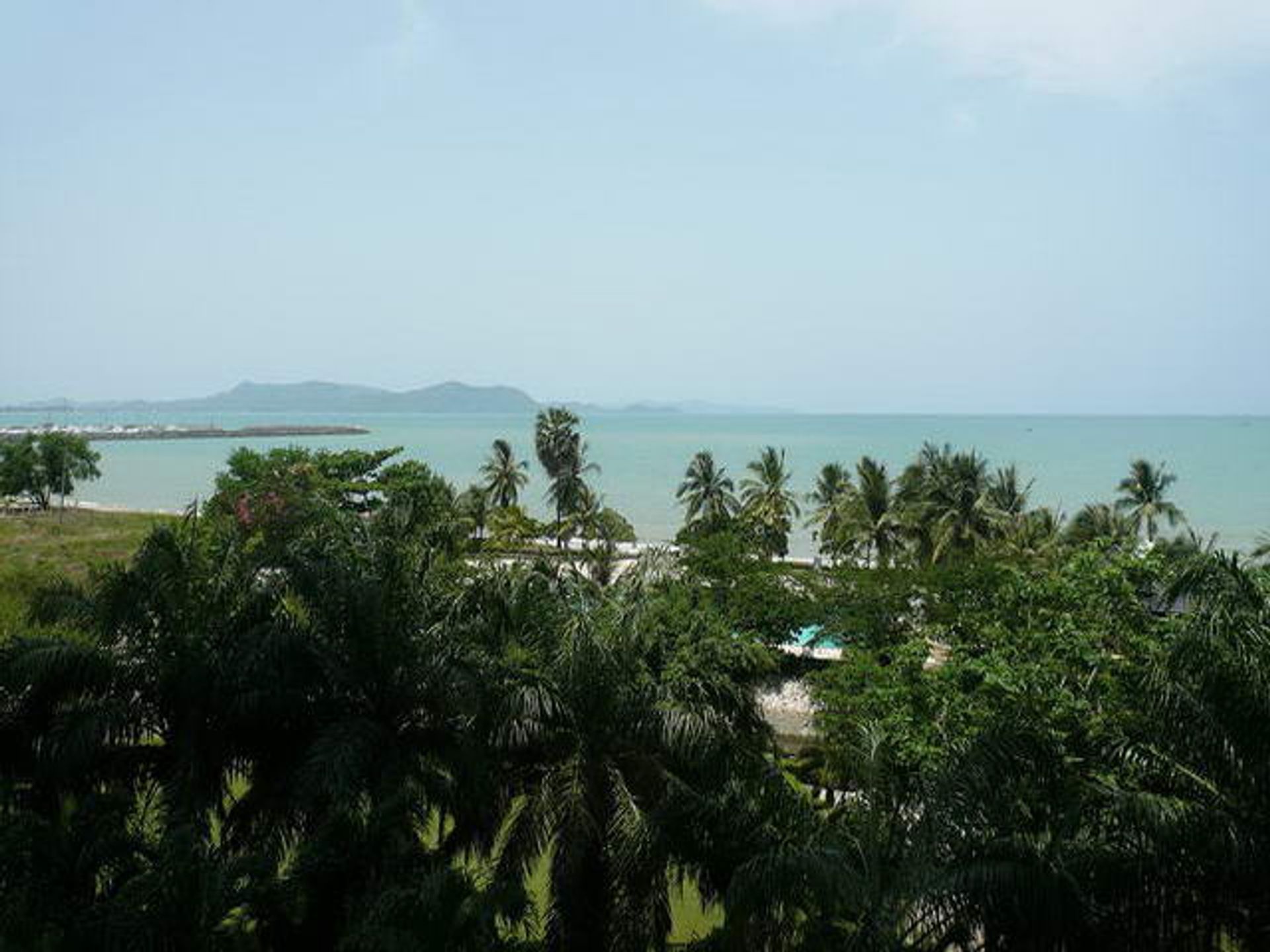 सम्मिलित में Na Jomtien, Chonburi 10105527