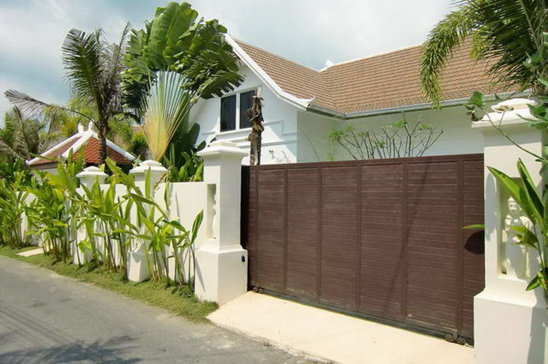 rumah dalam Ban Laem Mai Ruak, Chon Buri 10105541