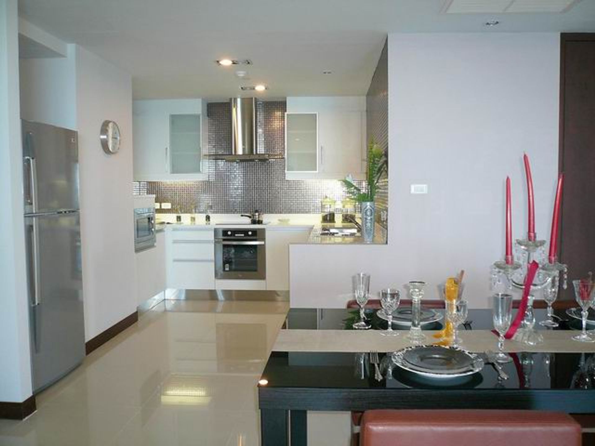 Condominium in Ban Laem Mai Ruak, Chon Buri 10105549