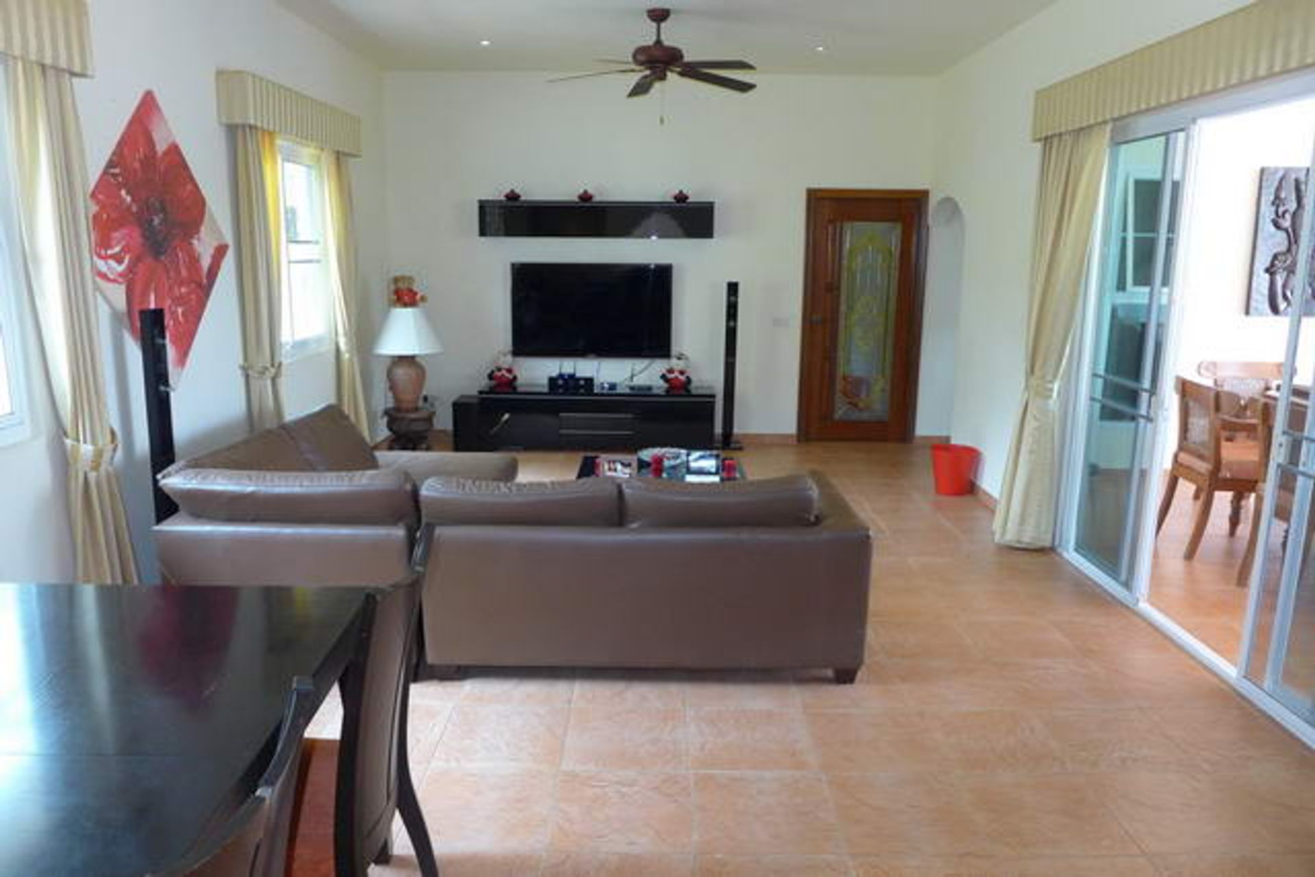 Casa nel Ban Laem Mai Ruak, Chon Buri 10105563