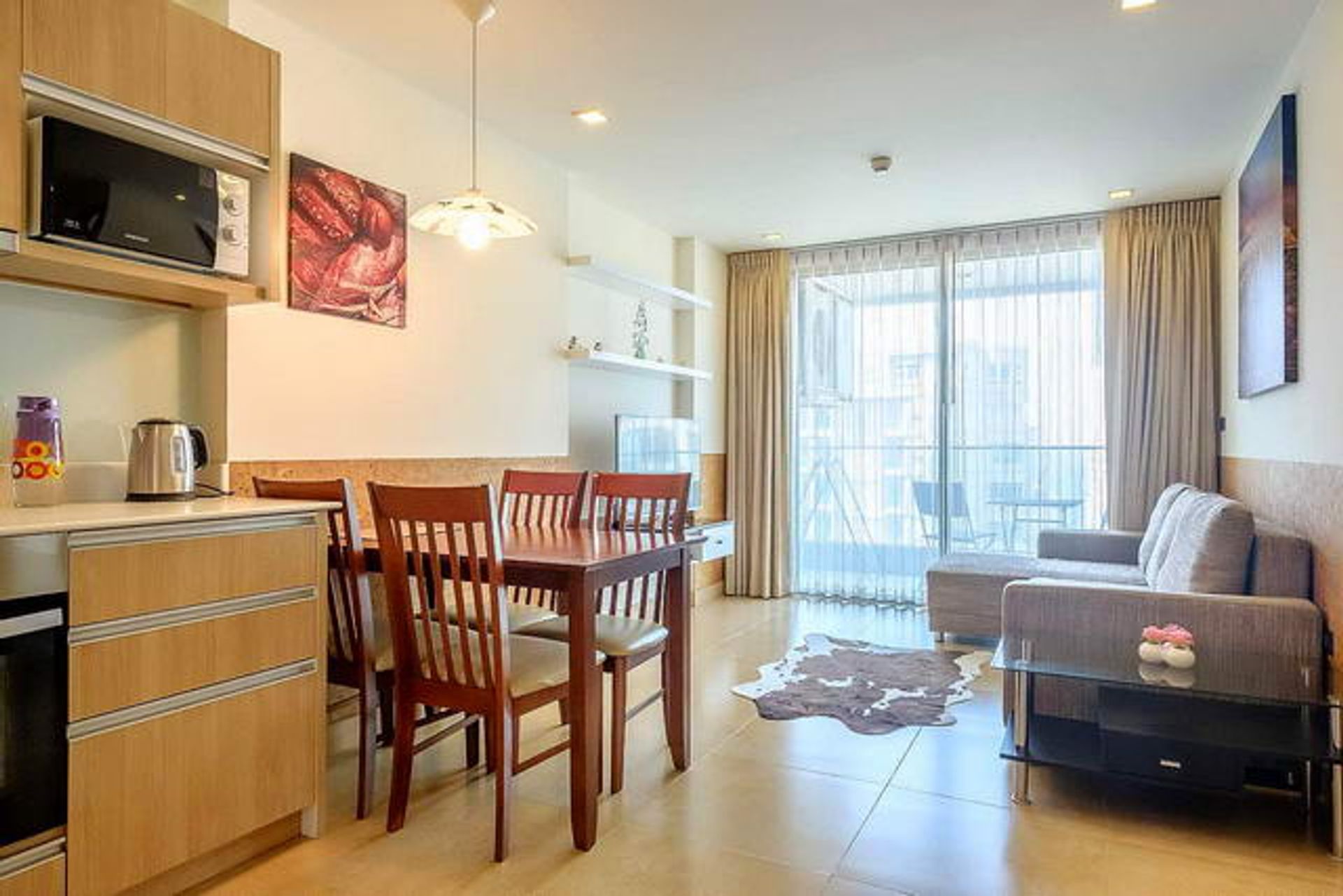 Condominium in Ban Phatthaya Tai, Chonburi 10105566