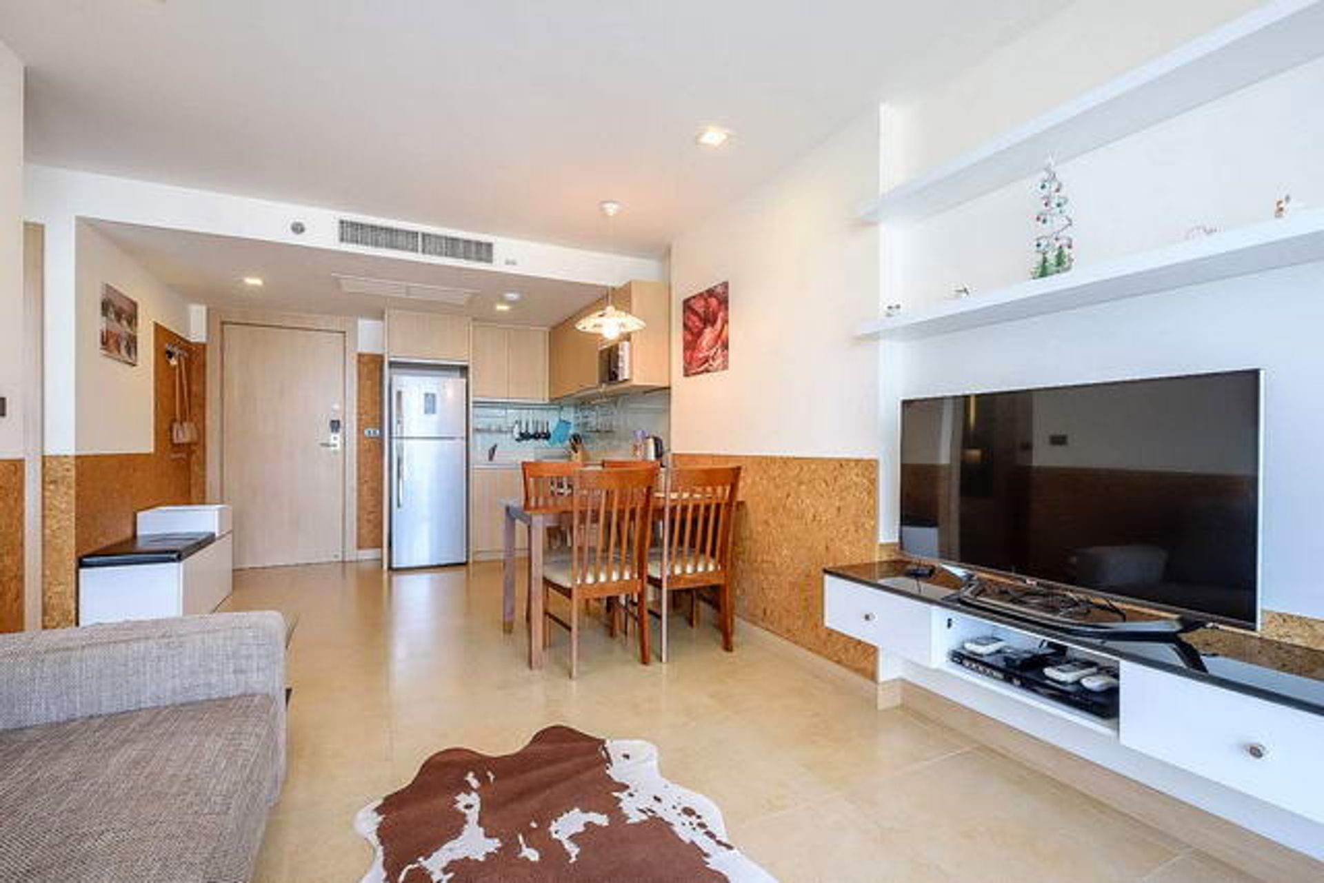 Condominio nel Divieto Phatthaya Tai, Chon Buri 10105566