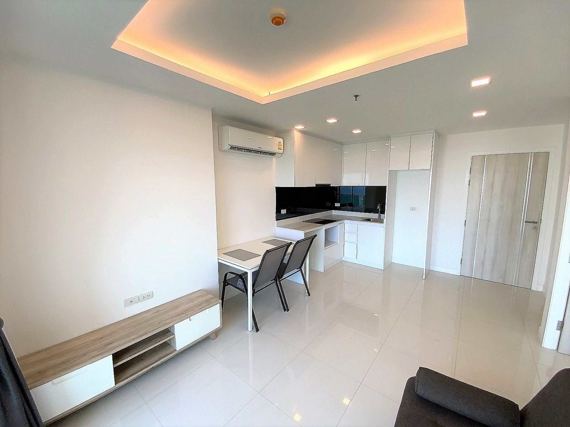 Condominio nel Ban Laem Mai Ruak, Chon Buri 10105576