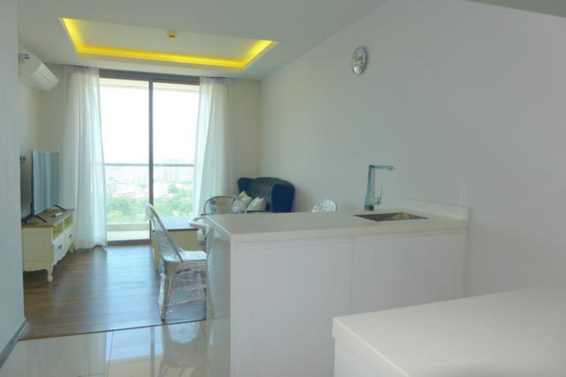 Condominio nel Divieto Phatthaya Tai, Chon Buri 10105581