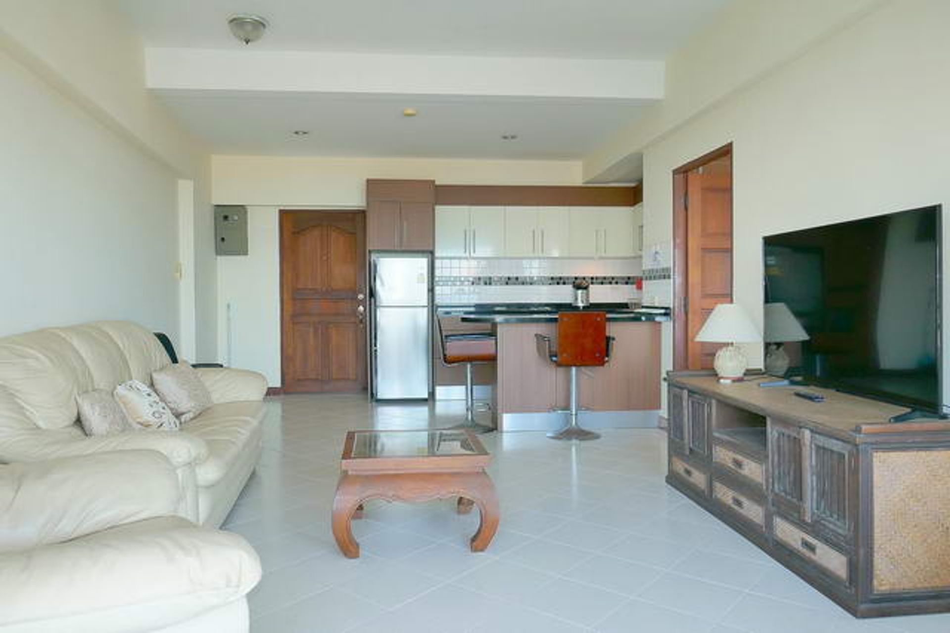 Condominio nel Divieto Phatthaya Tai, Chon Buri 10105582