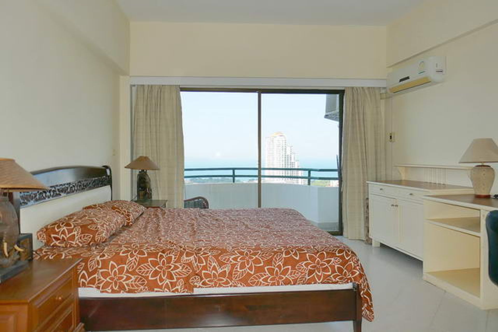 Condominio en Phratamnak, Chonburi 10105582