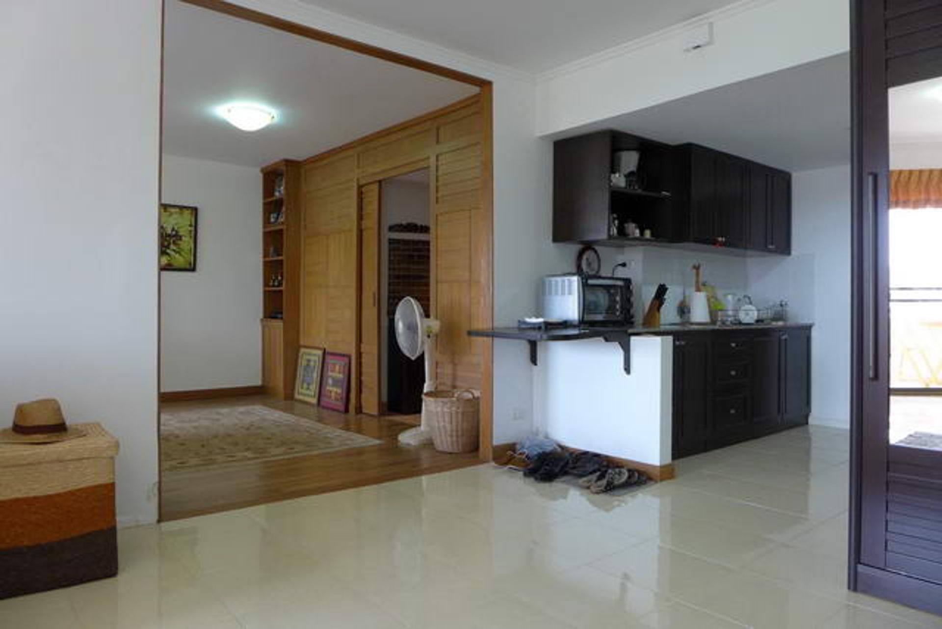 Condominium in Ban Laem Mai Ruak, Chonburi 10105588