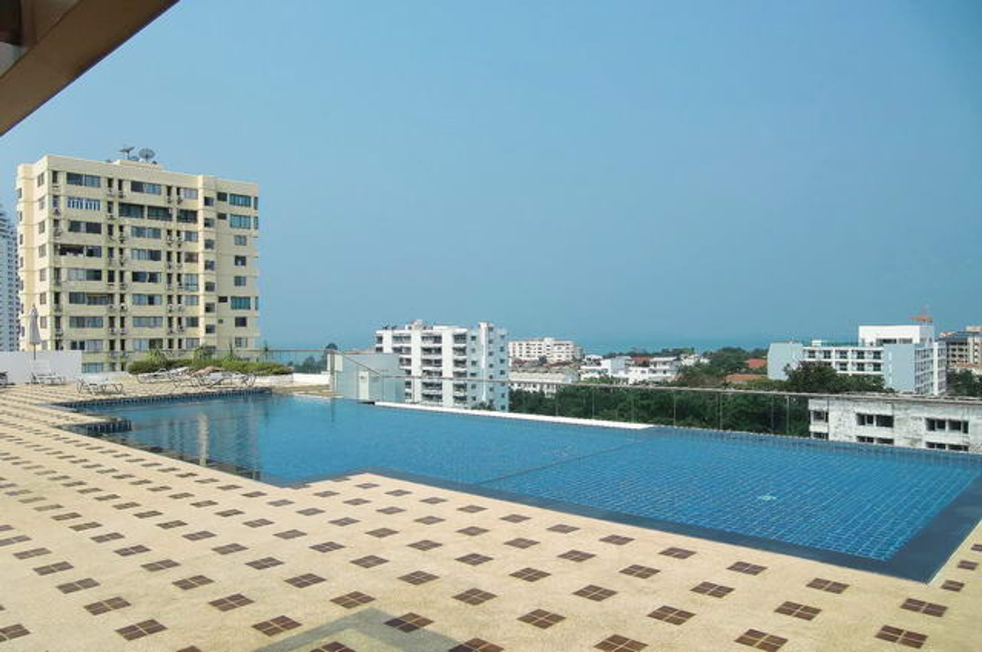 Condominio nel Phratamnak, Chonburi 10105589