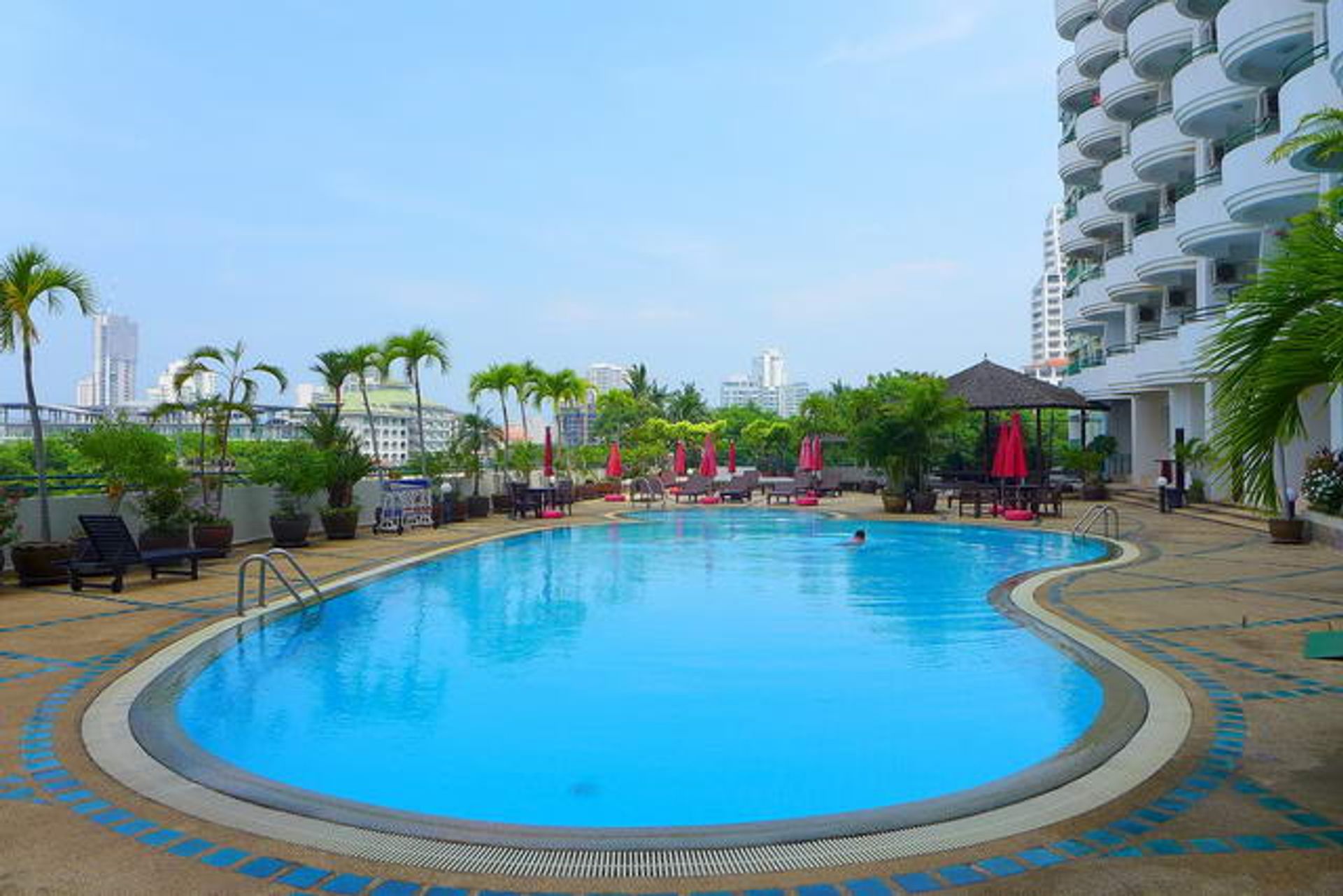 Condominio nel Divieto Phatthaya Tai, Chon Buri 10105592