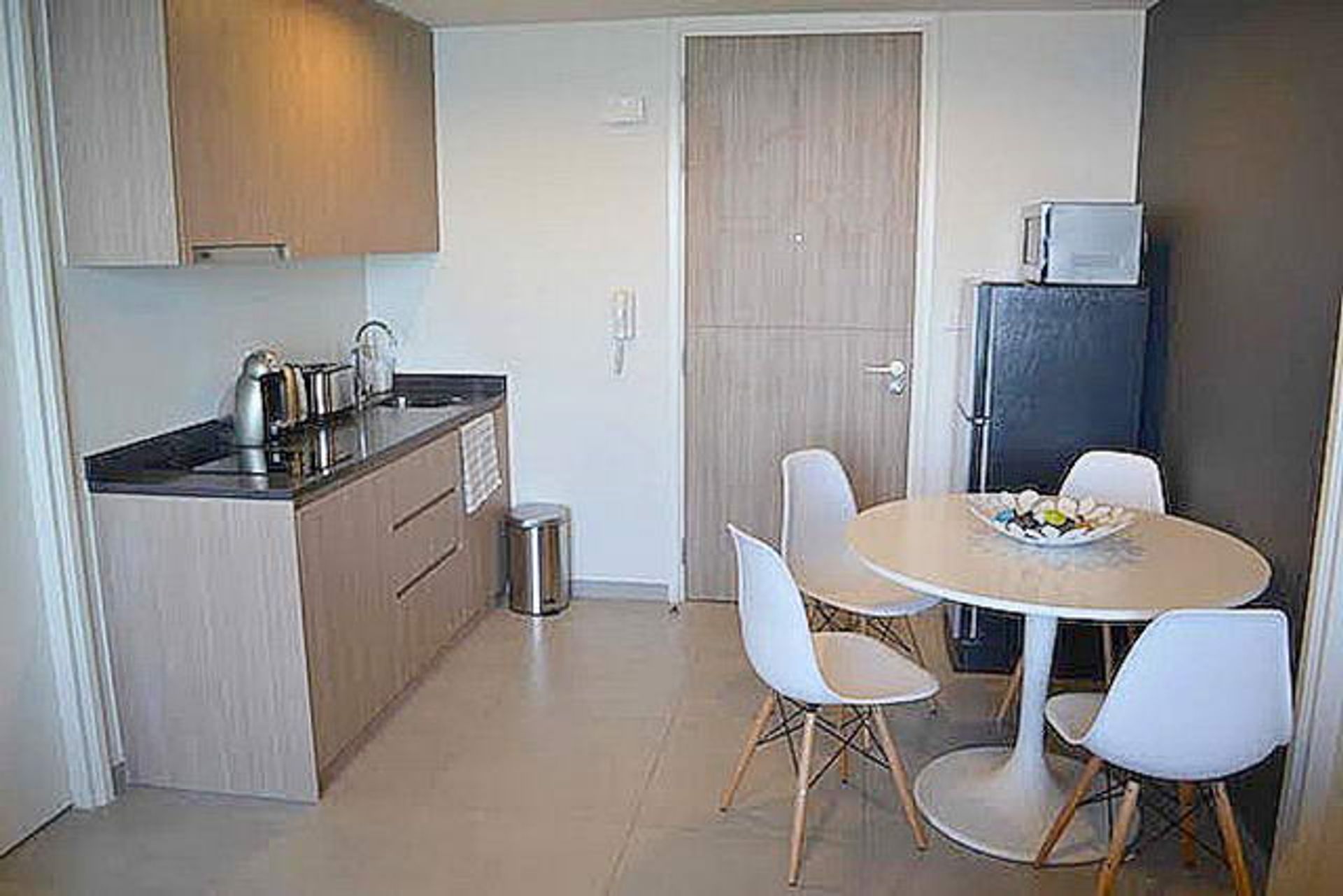 Condominium in Phratamnak, Chonburi 10105597