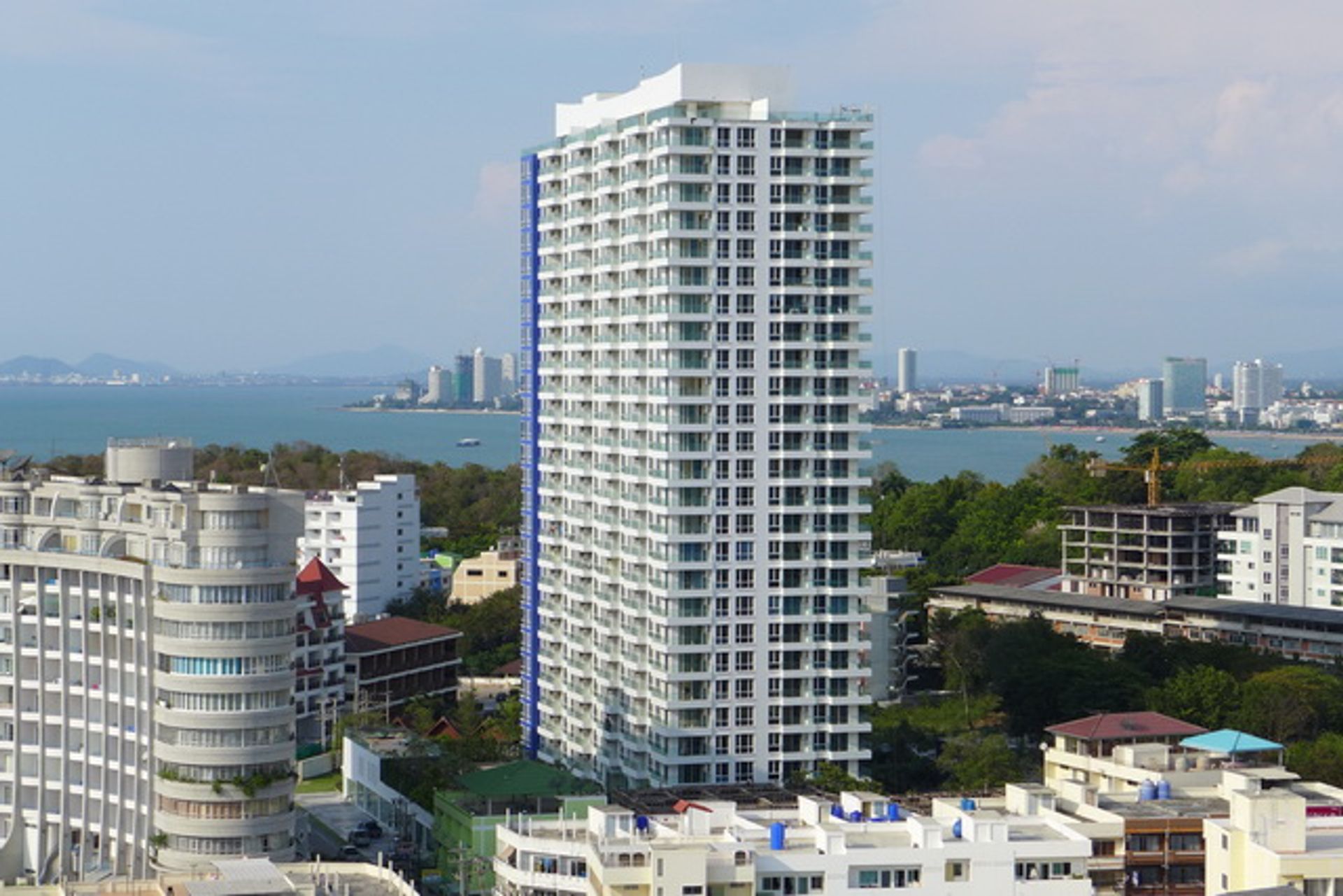 Condominio nel Divieto Phatthaya Tai, Chon Buri 10105601