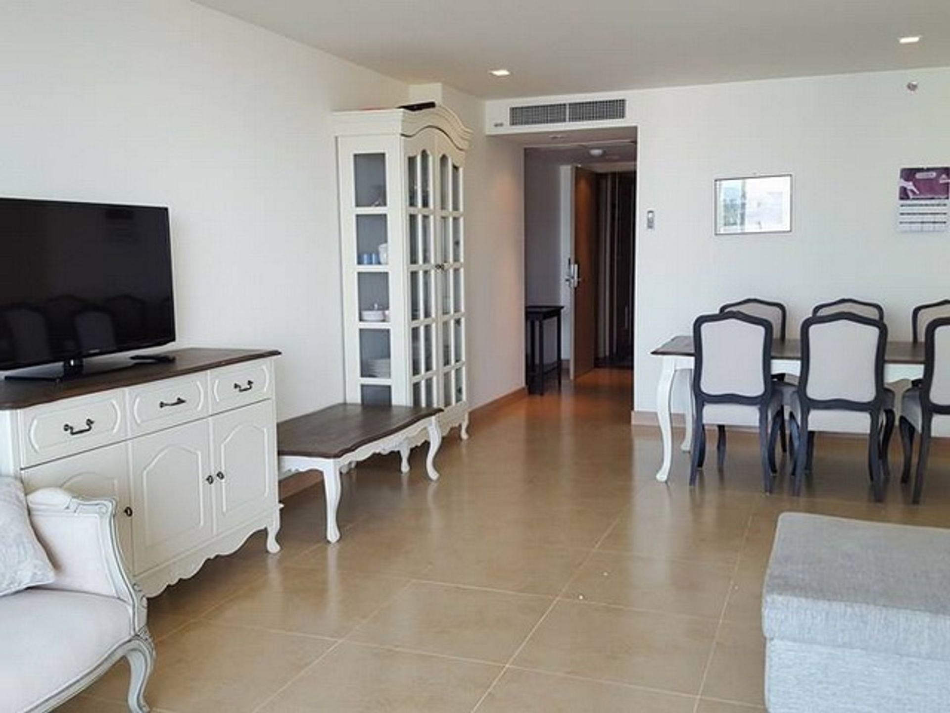 Condominio nel Divieto Phatthaya Tai, Chon Buri 10105601