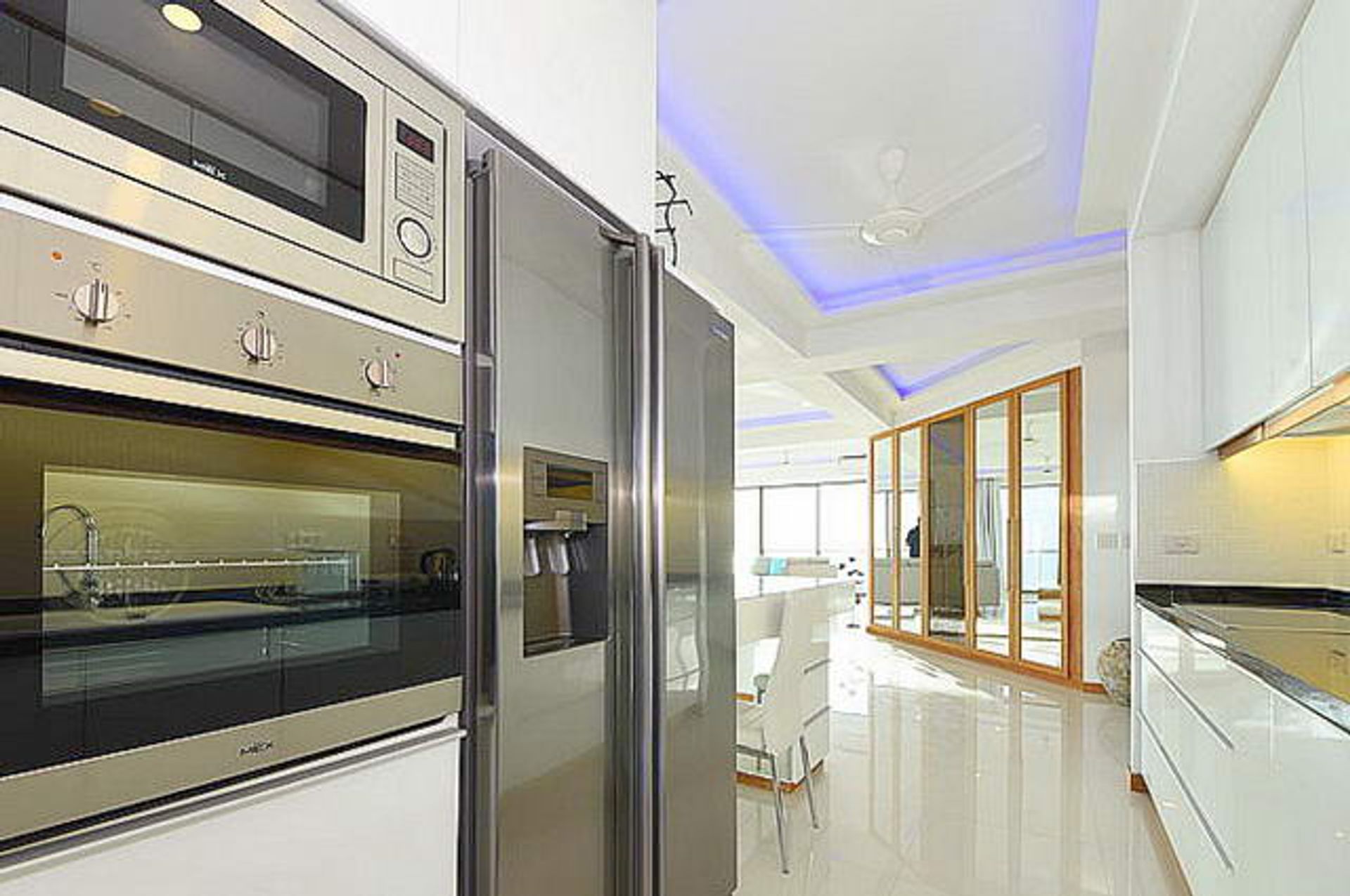 Condominium in Ban Phatthaya Tai, Chon Buri 10105620