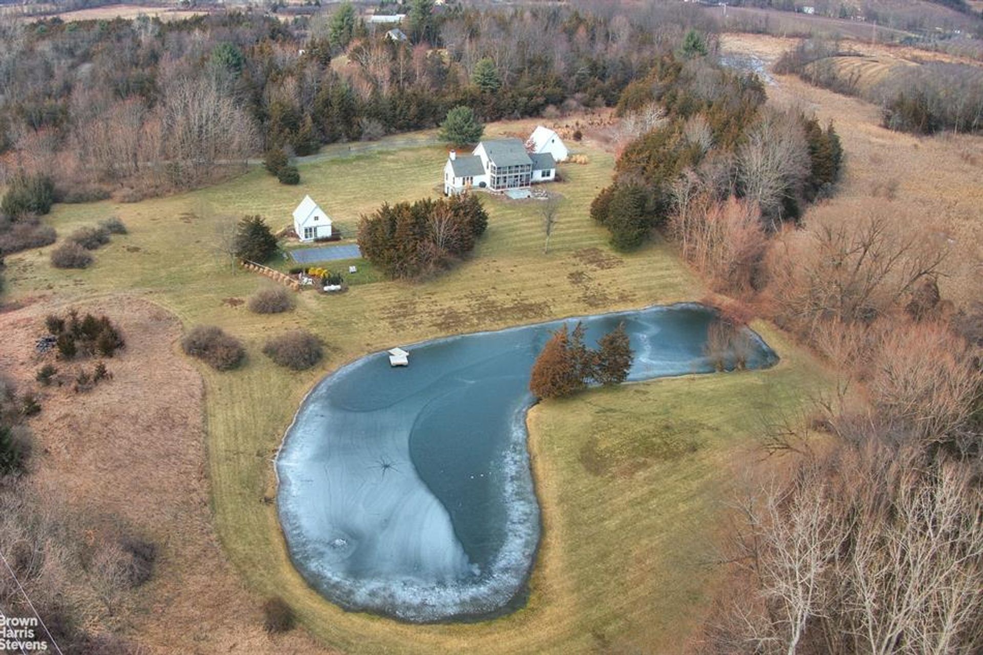 House in Churchtown, New York 10107113