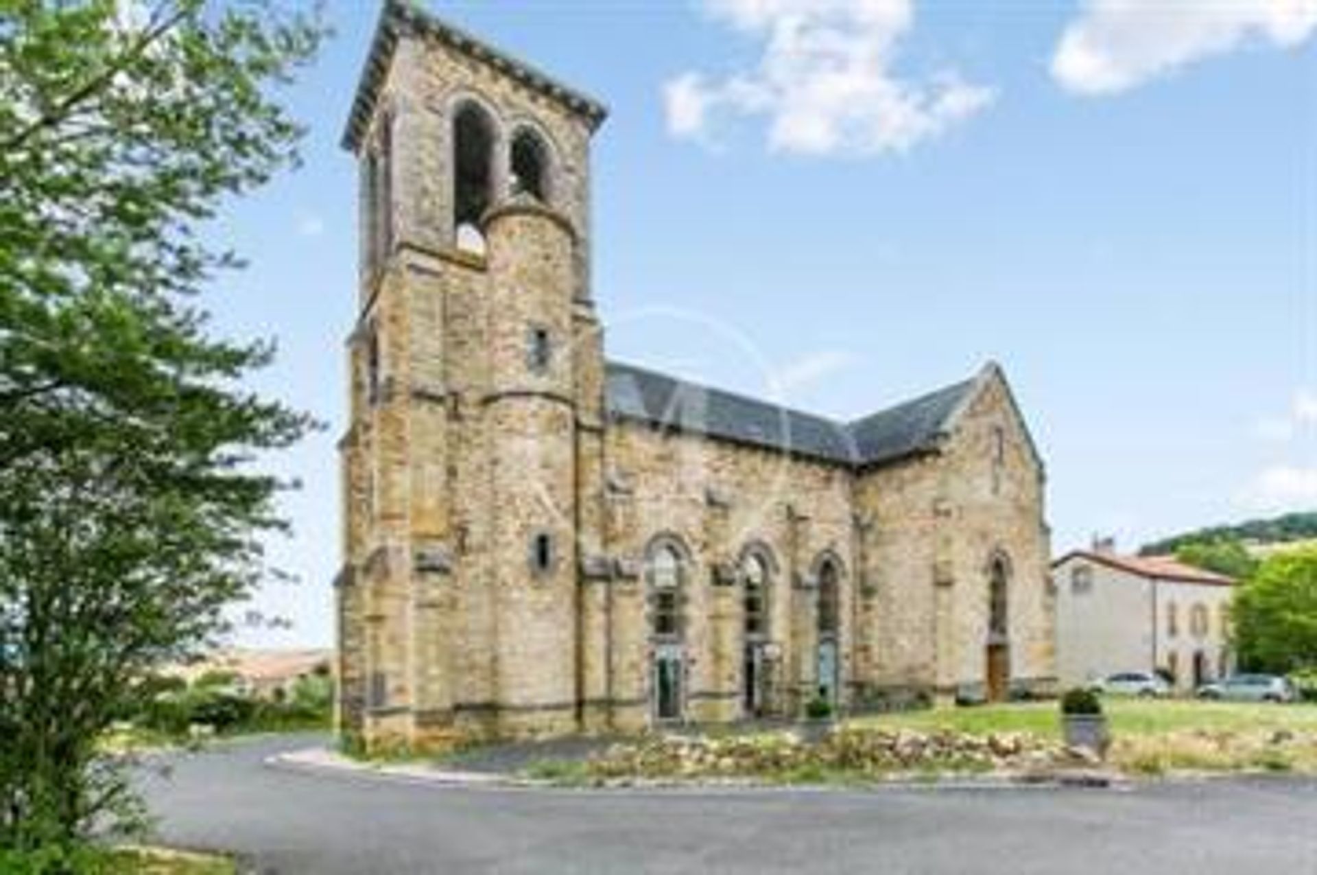 Rumah di Billom, Auvergne-Rhone-Alpes 10108006