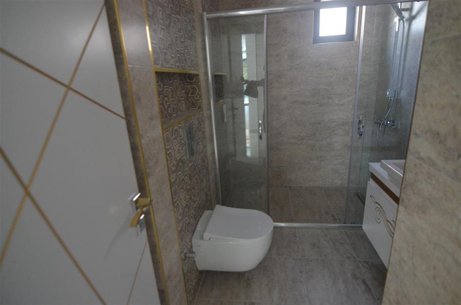 Condominium in Alanya,  10108572