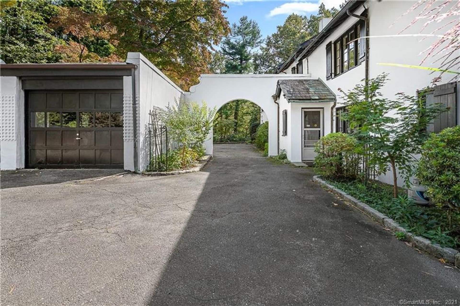 House in Palmers Hill, Connecticut 10108760