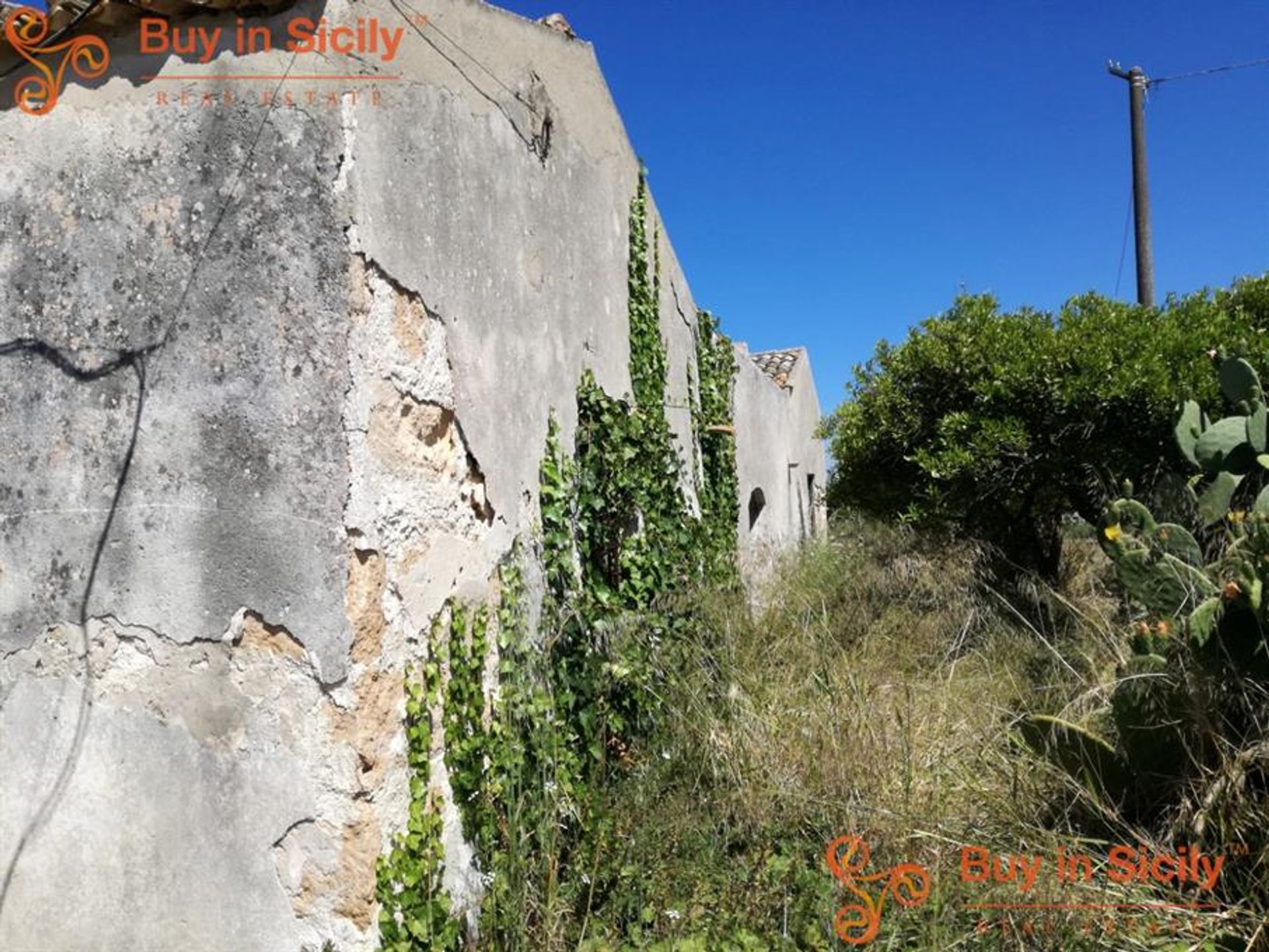 rumah dalam Contrada Luparello, Sicily 10110109