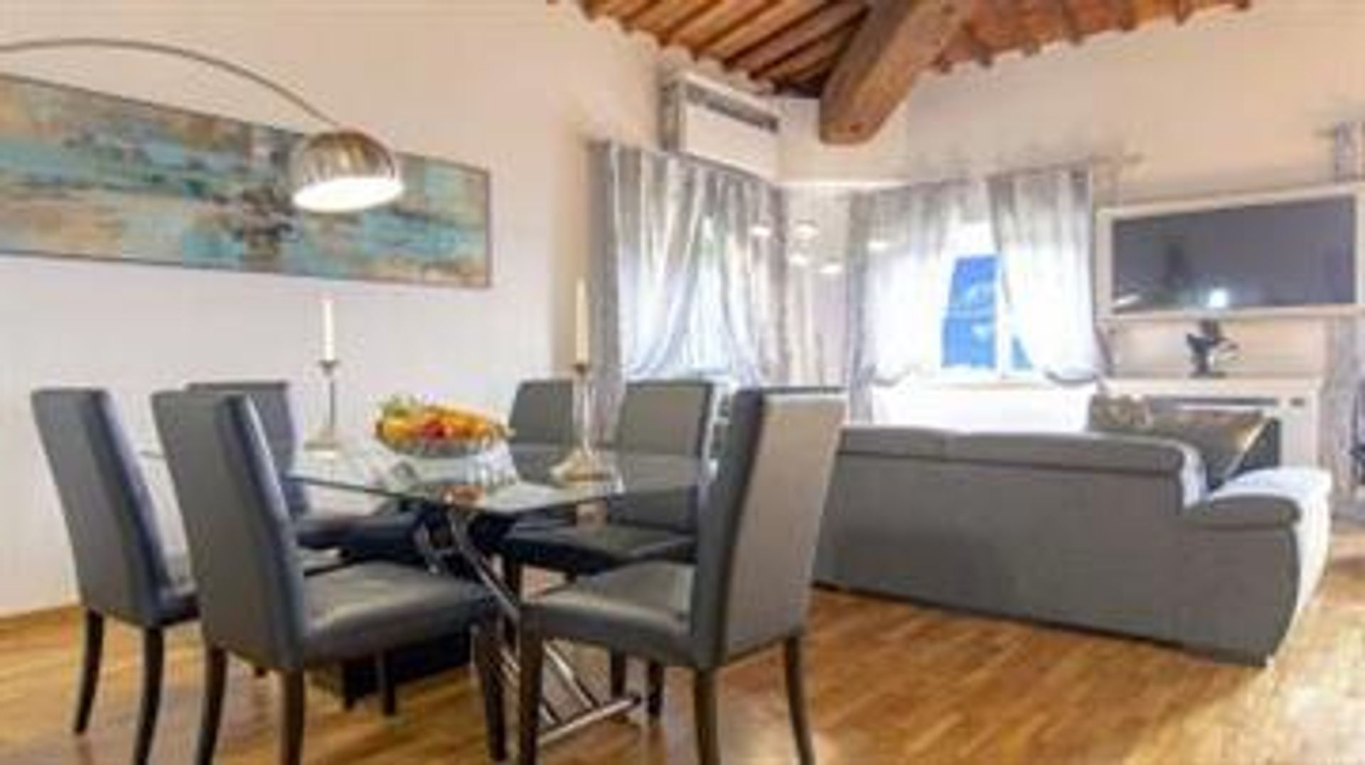 Condominium in Lucca, Tuscany 10110173