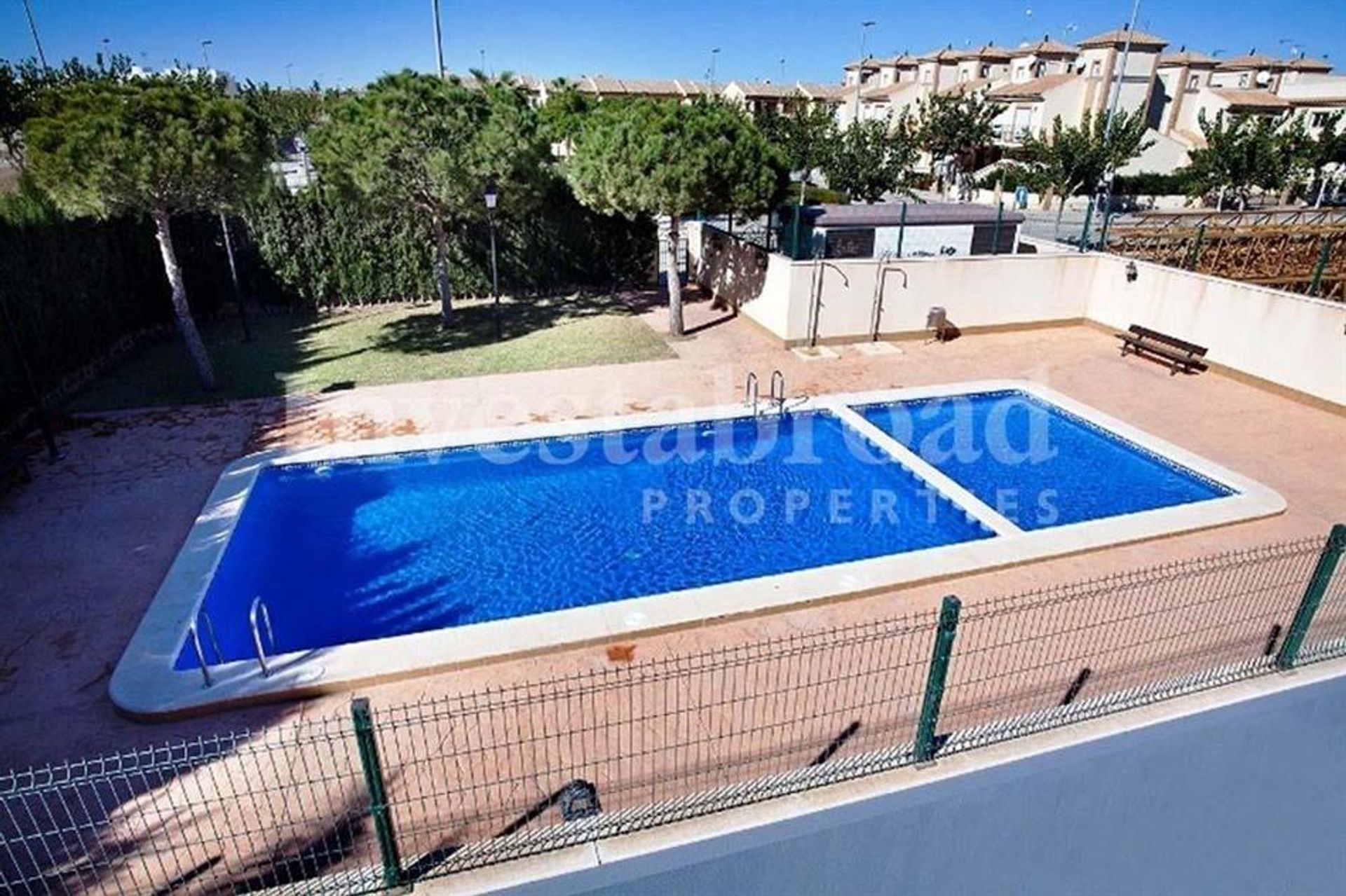 Condominium in Pilar De La Horadada, Alicante 10110248