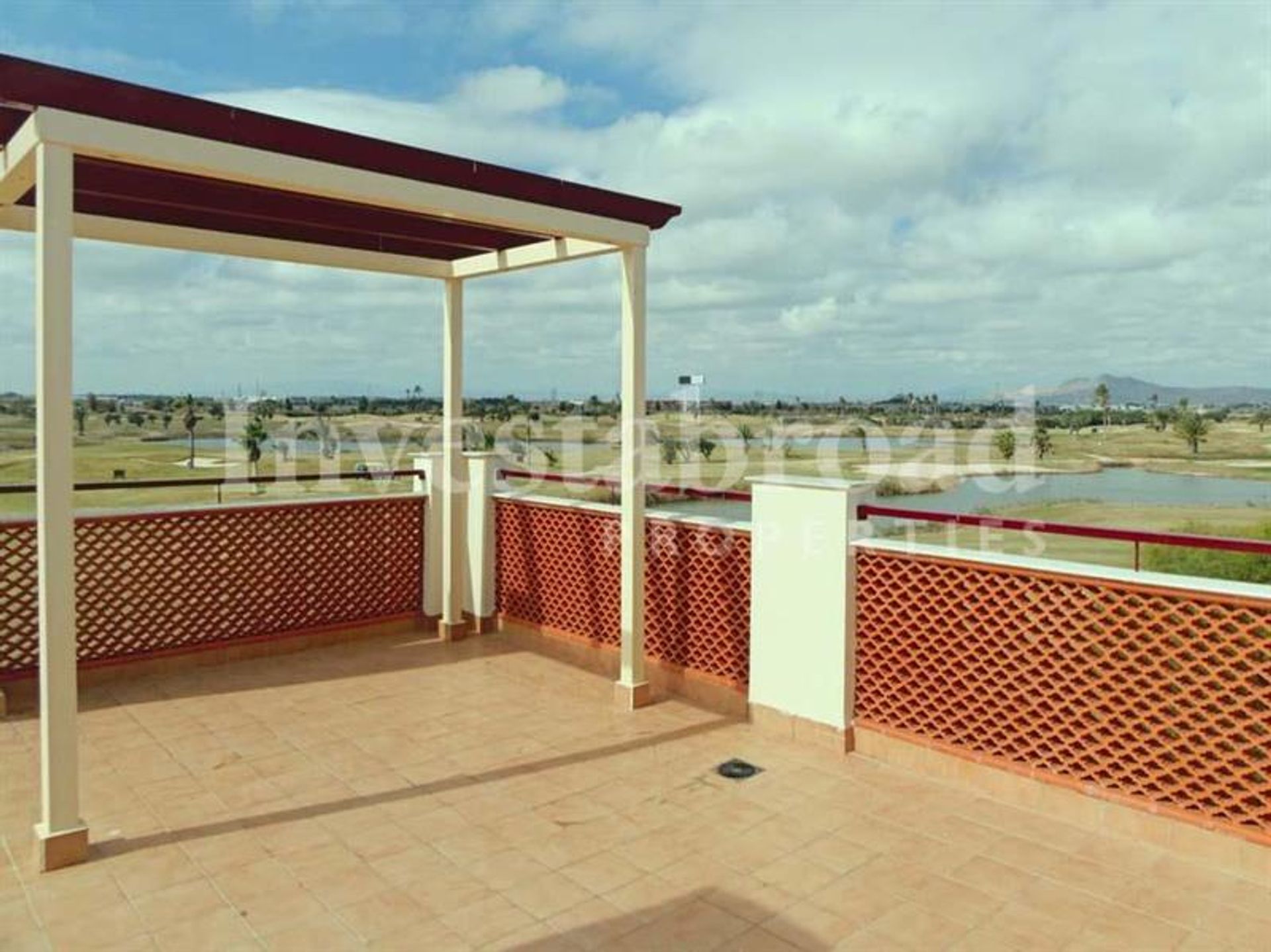 Condominium in Los Alcazares, Murcia 10110497